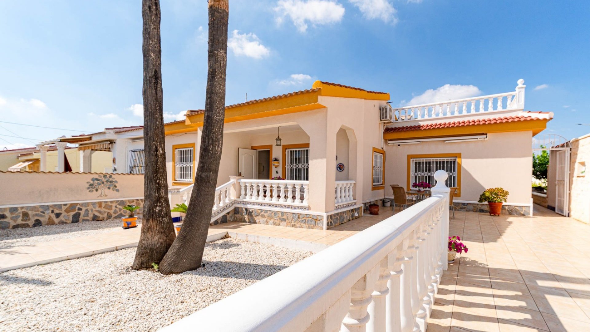 Resale - Townhouse -
Ciudad Quesada - Alicante