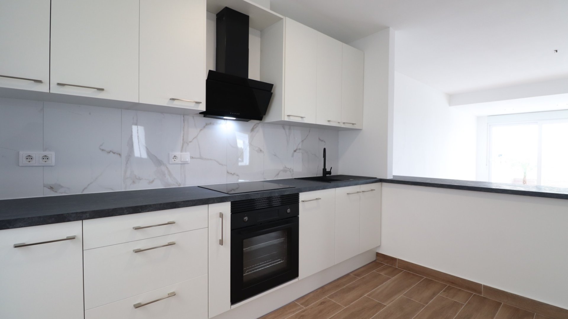 Resale - Townhouse -
Ciudad Quesada - Altos de Quesada