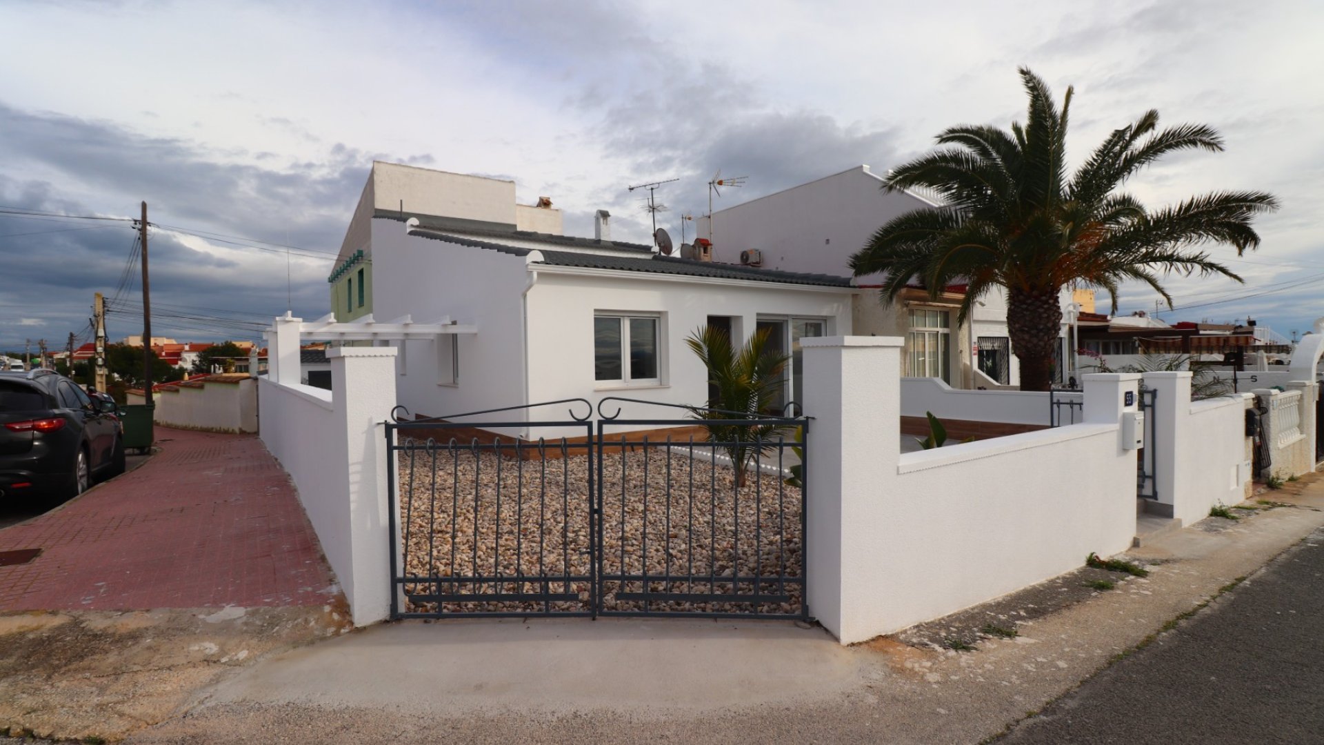 Resale - Townhouse -
Ciudad Quesada - Altos de Quesada