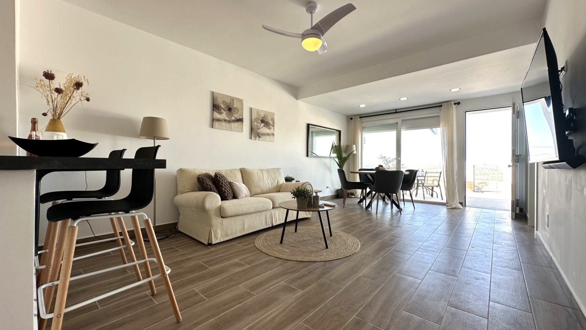 Resale - Townhouse -
Ciudad Quesada - Altos de Quesada