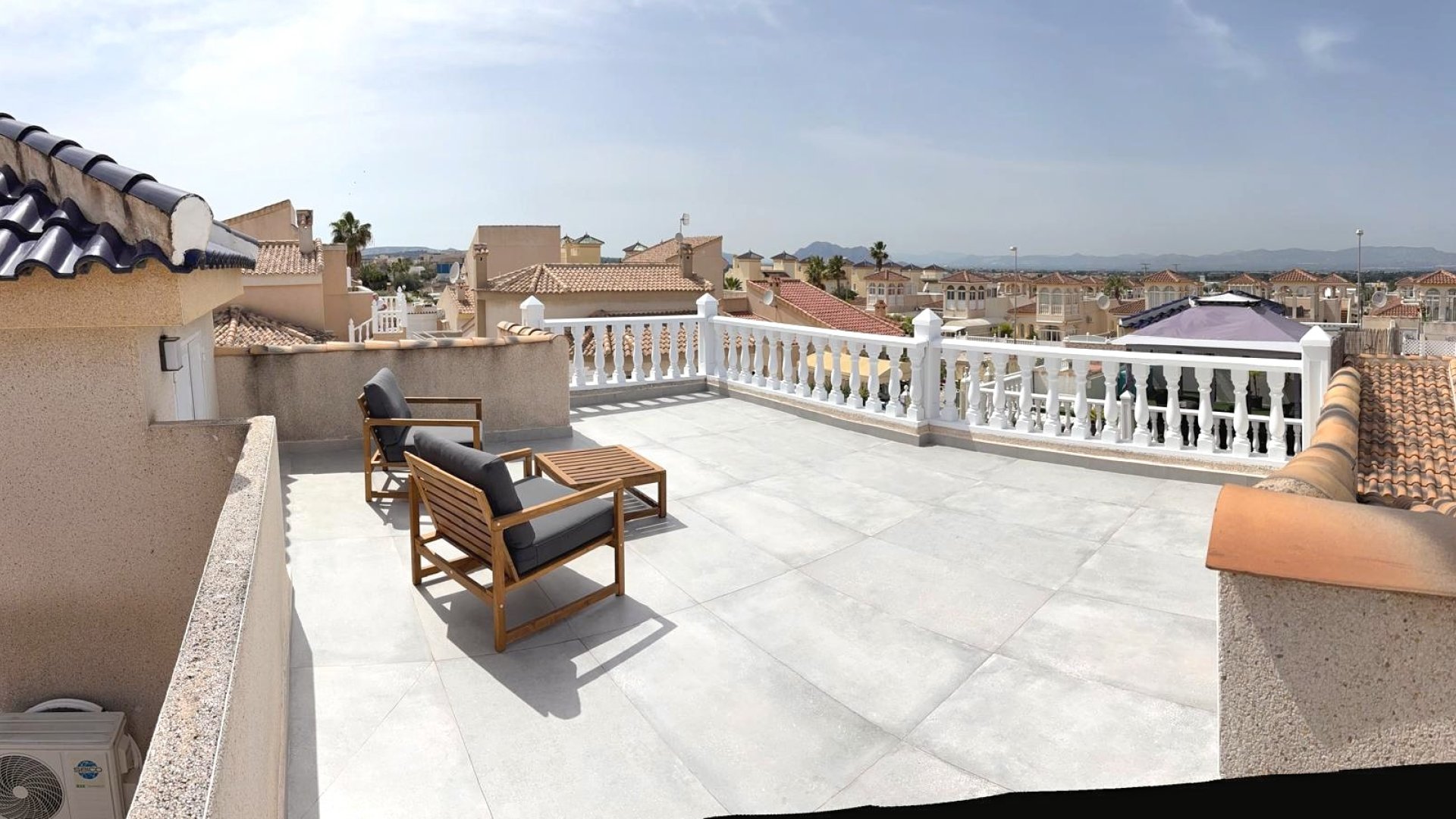 Resale - Townhouse -
Ciudad Quesada - Benimar