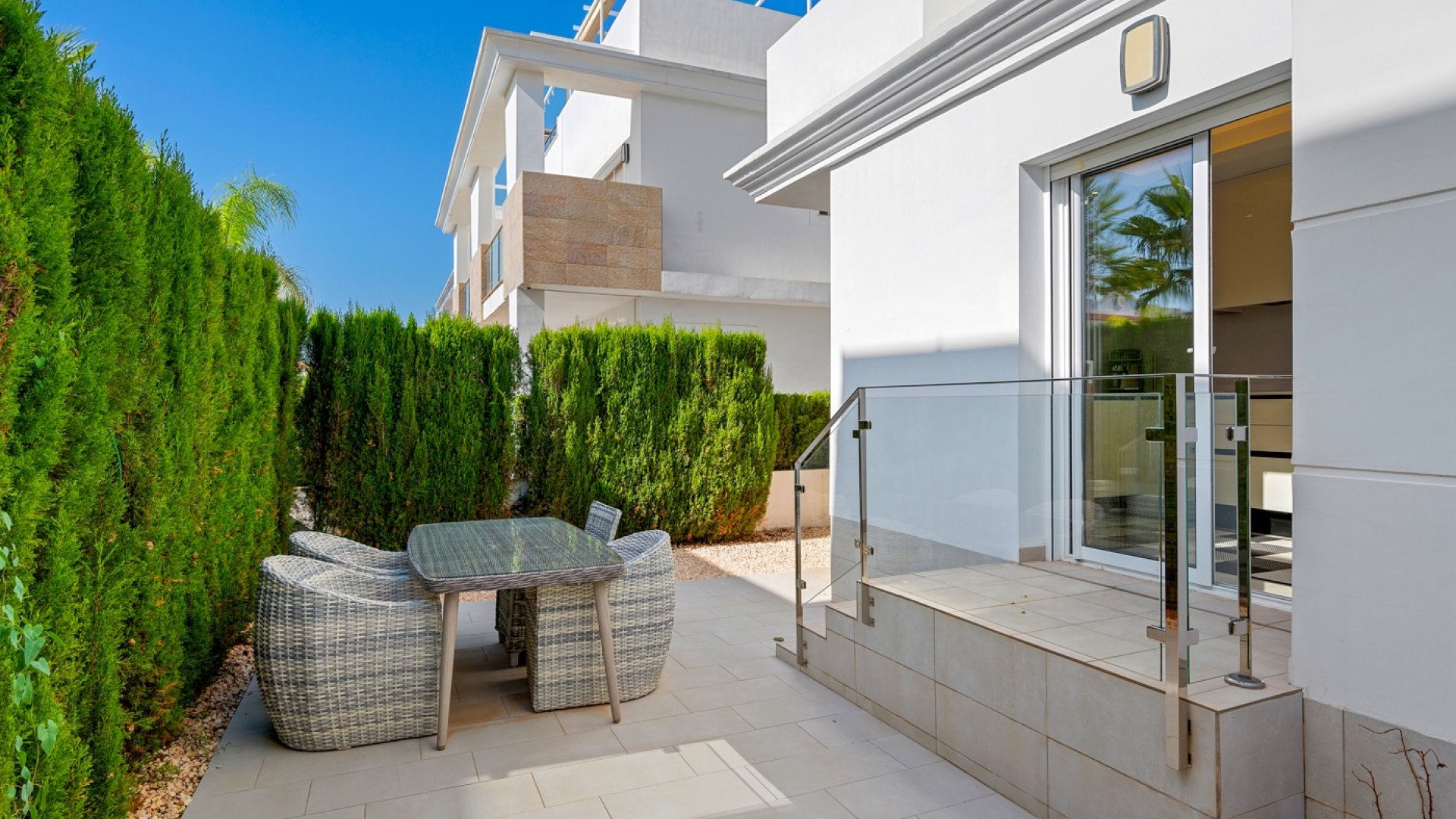 Resale - Townhouse -
Ciudad Quesada - Doña Pepa