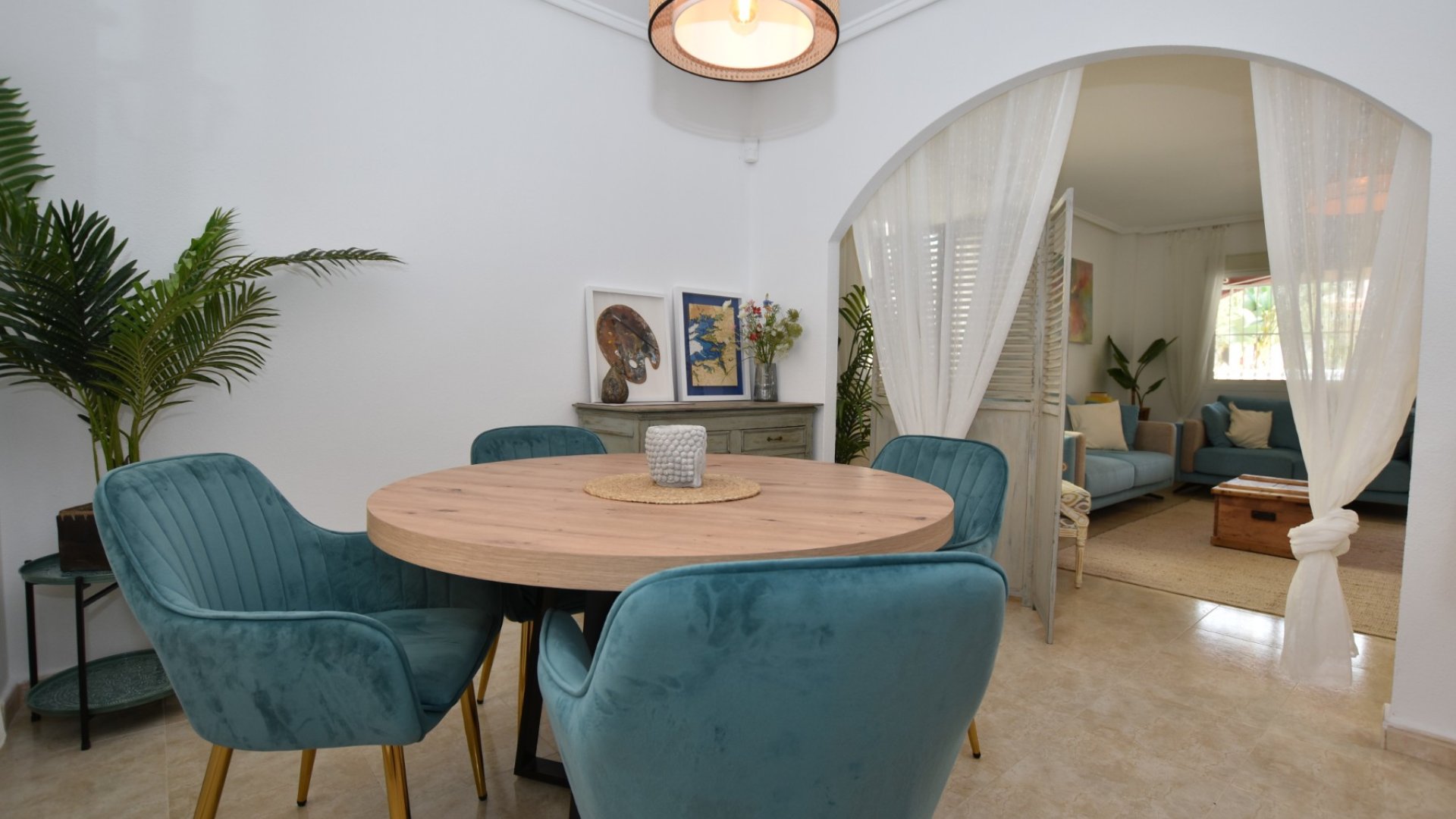 Resale - Townhouse -
Ciudad Quesada - Doña Pepa