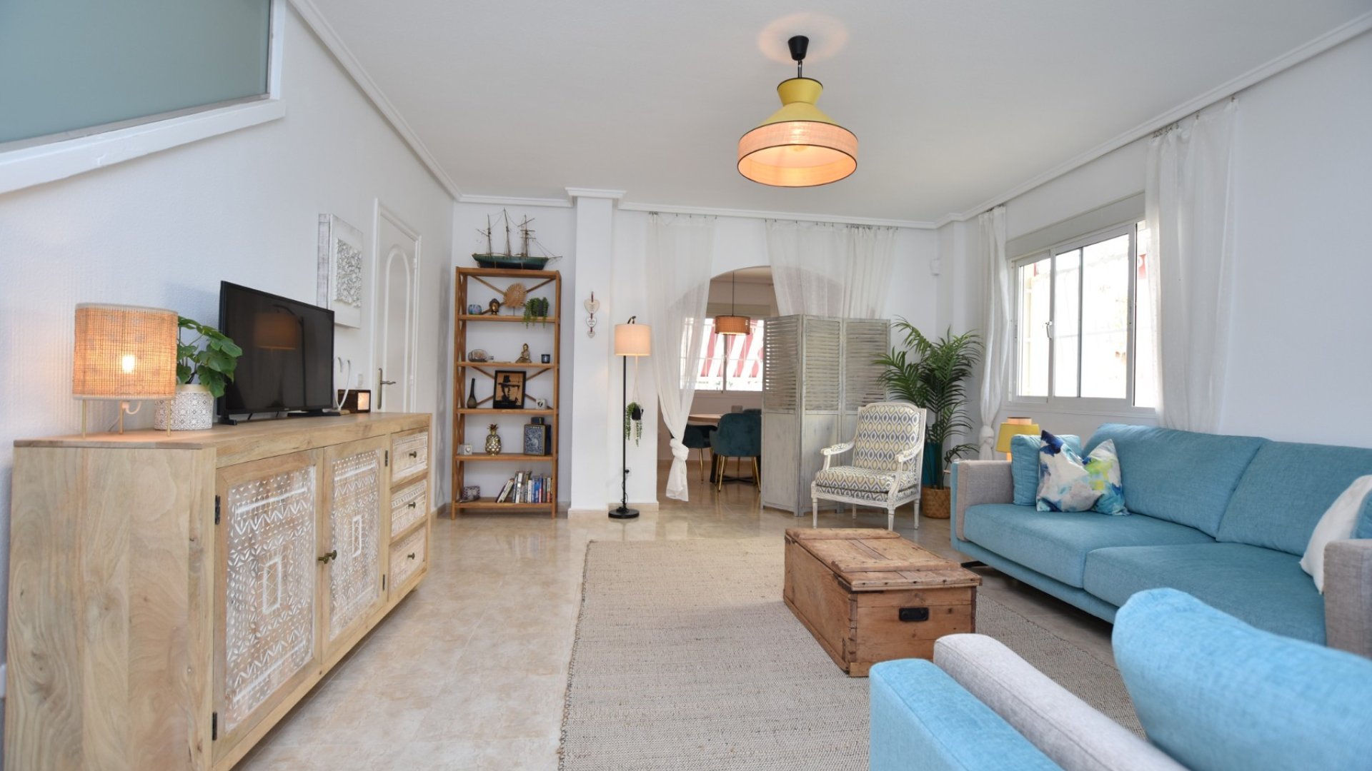 Resale - Townhouse -
Ciudad Quesada - Doña Pepa