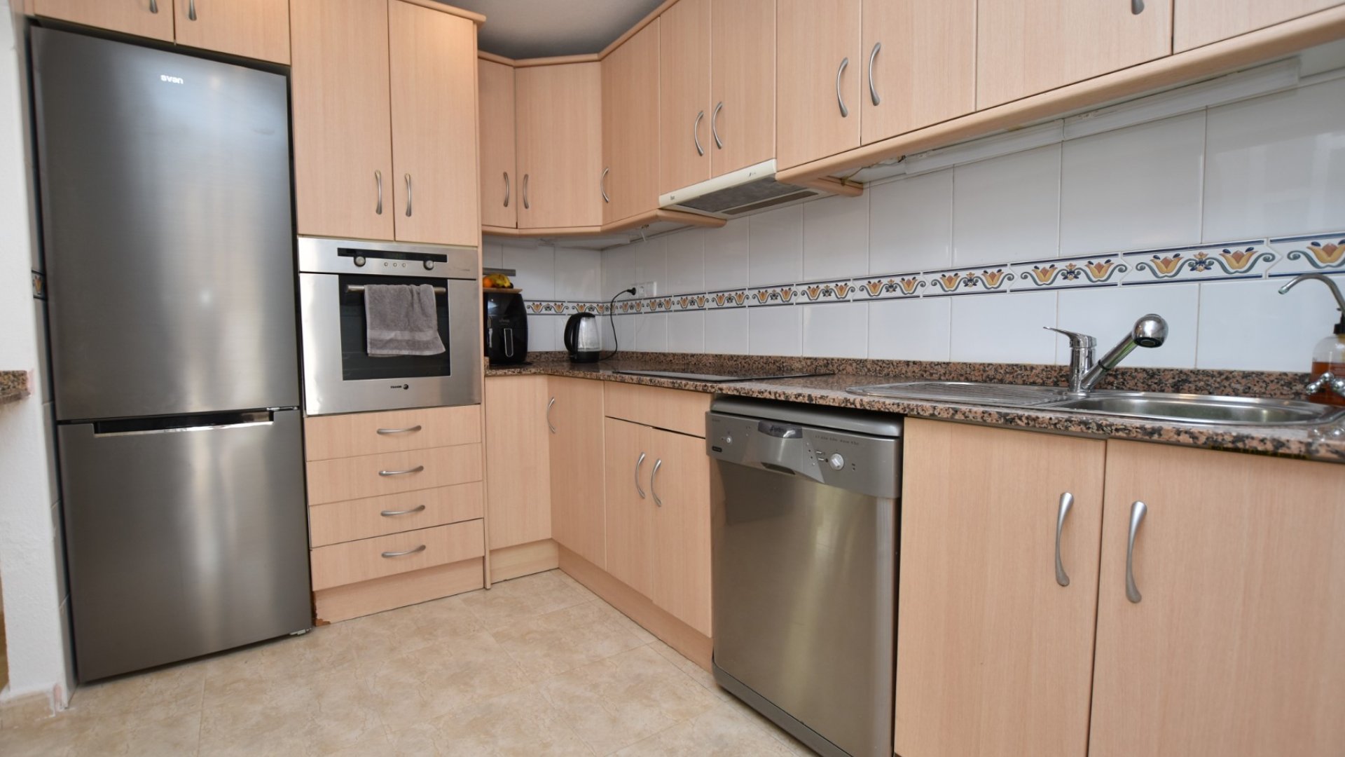 Resale - Townhouse -
Ciudad Quesada - Doña Pepa