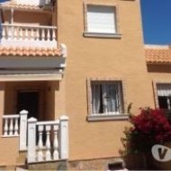 Resale - Townhouse -
Ciudad Quesada - Doña Pepa