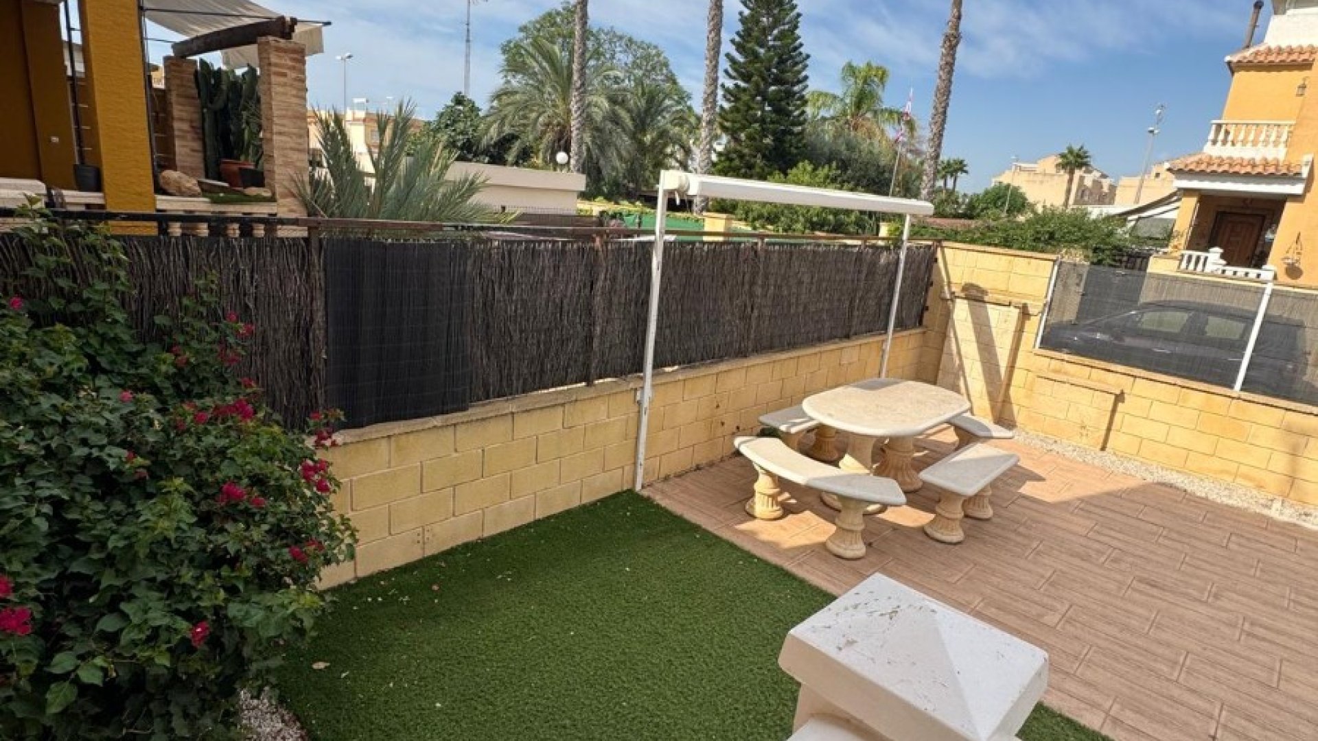 Resale - Townhouse -
Ciudad Quesada - Doña Pepa