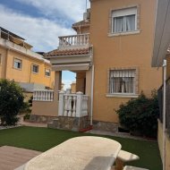 Resale - Townhouse -
Ciudad Quesada - Doña Pepa