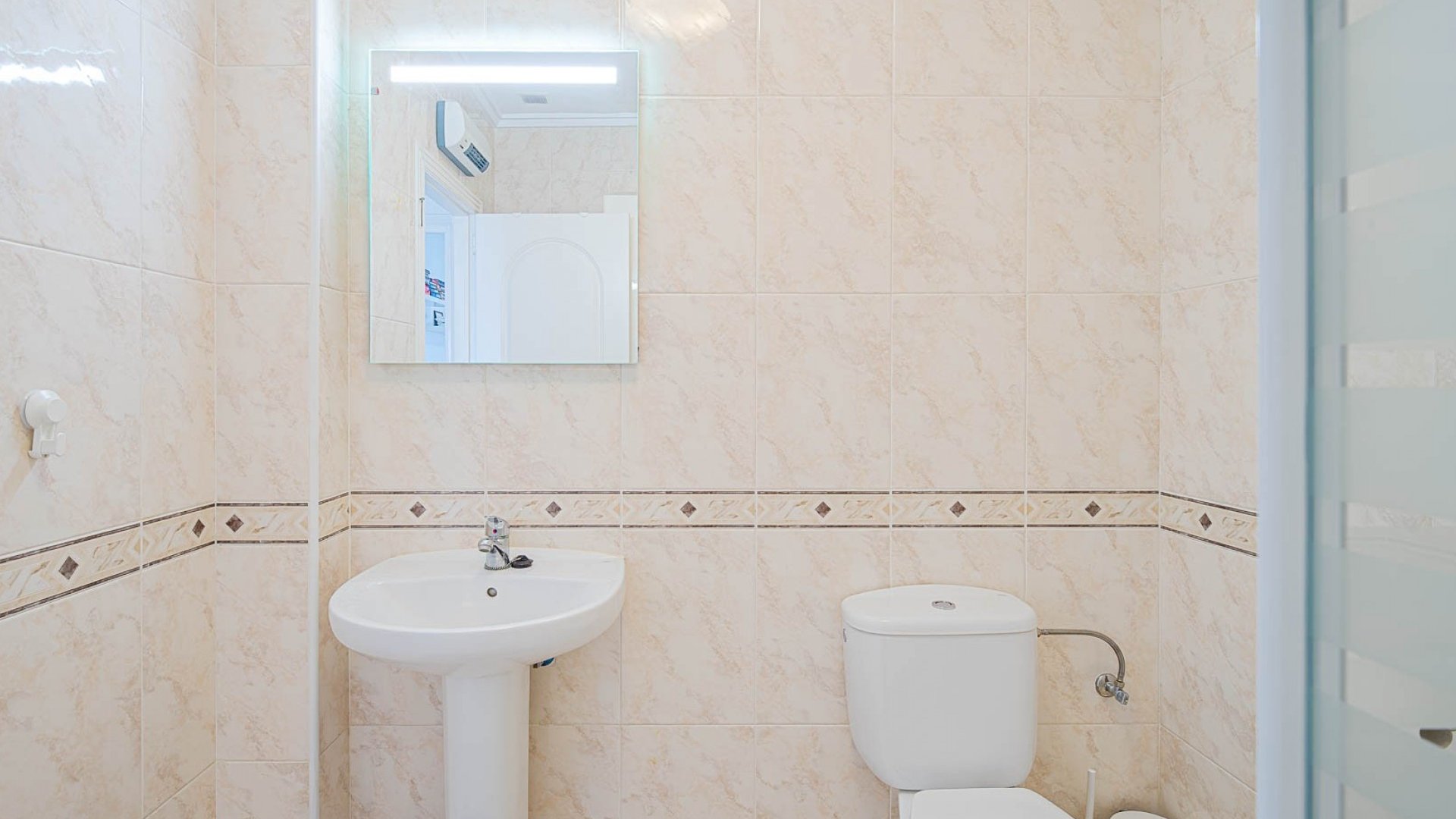 Resale - Townhouse -
Ciudad Quesada - Doña Pepa