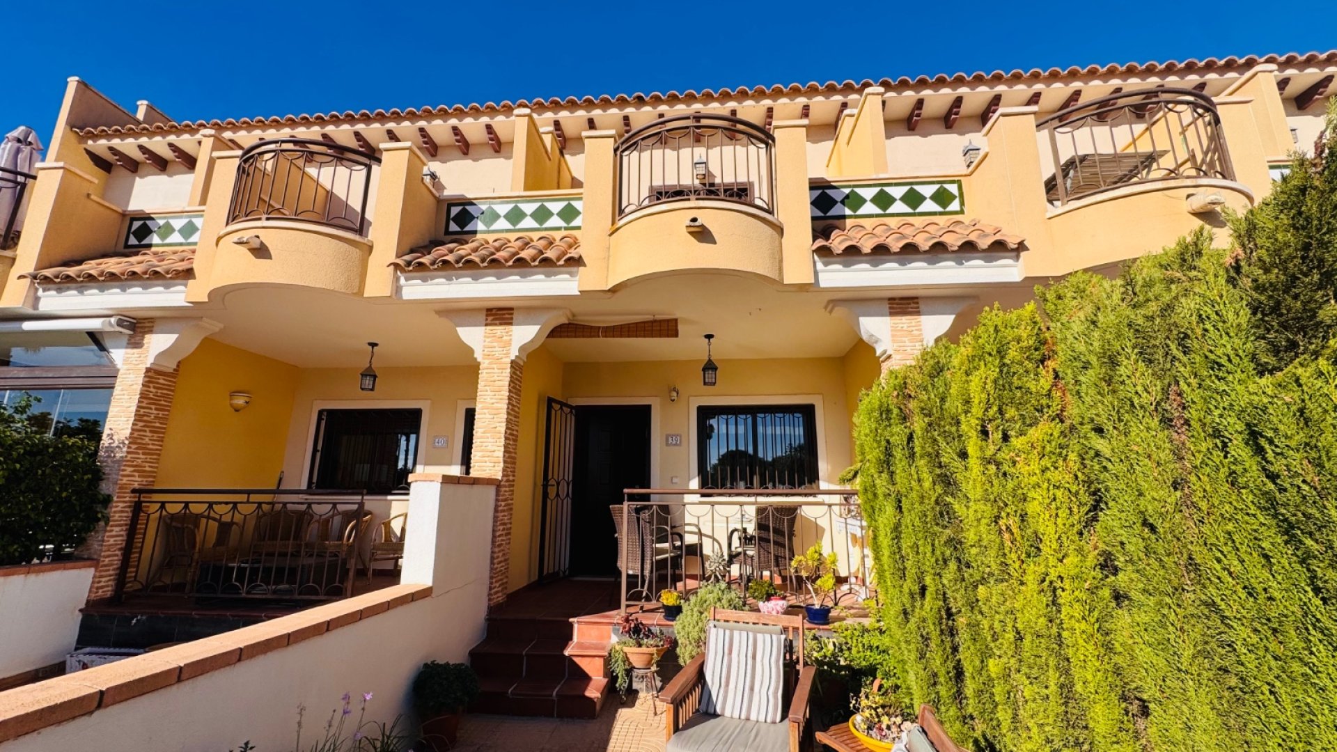 Resale - Townhouse -
Ciudad Quesada - Doña Pepa