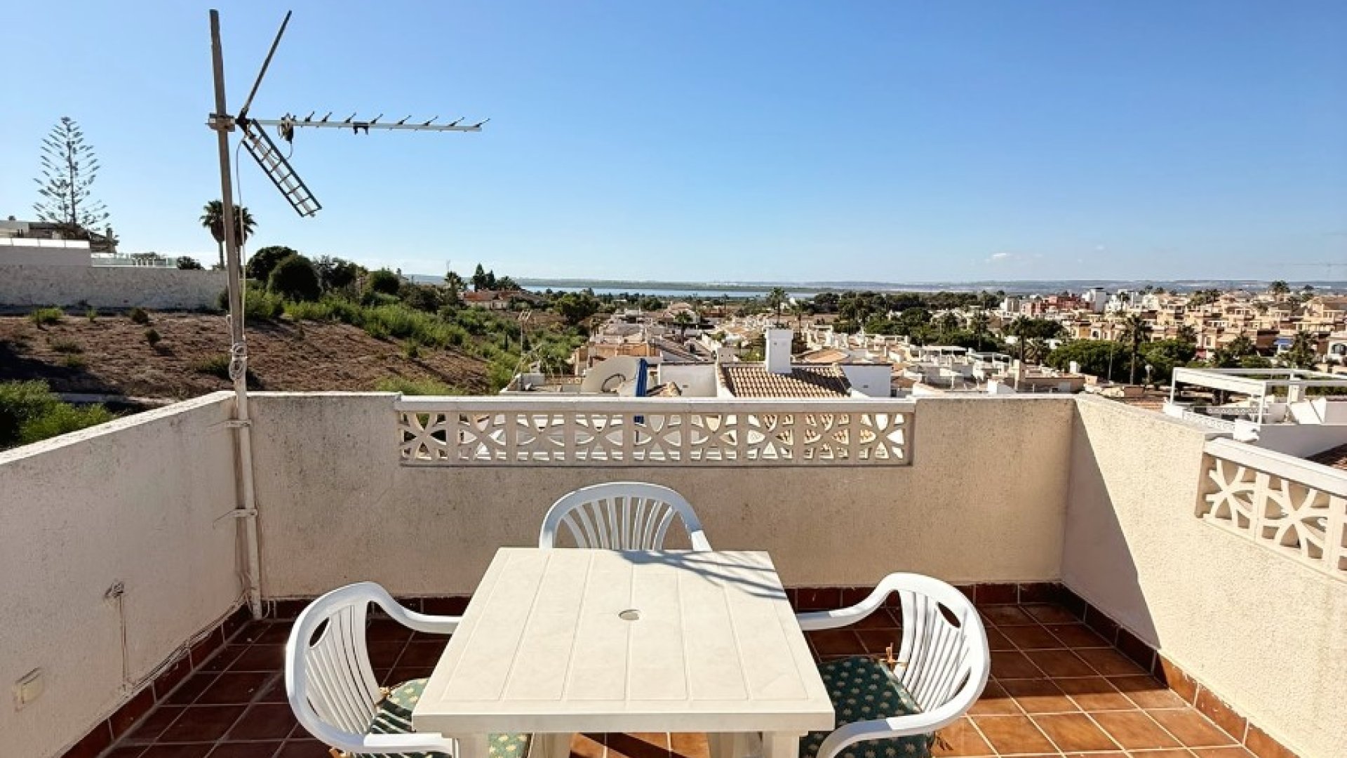 Resale - Townhouse -
Ciudad Quesada - La Fiesta