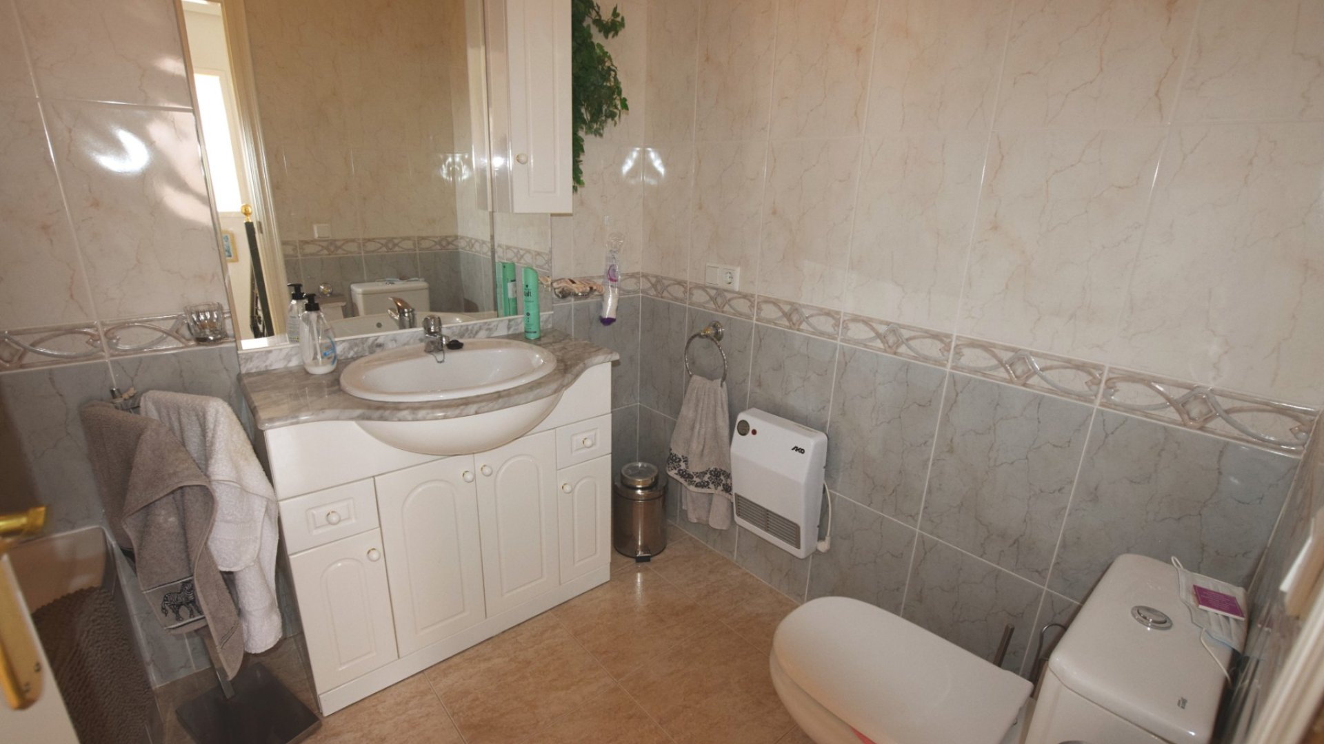 Resale - Townhouse -
Ciudad Quesada - La Fiesta