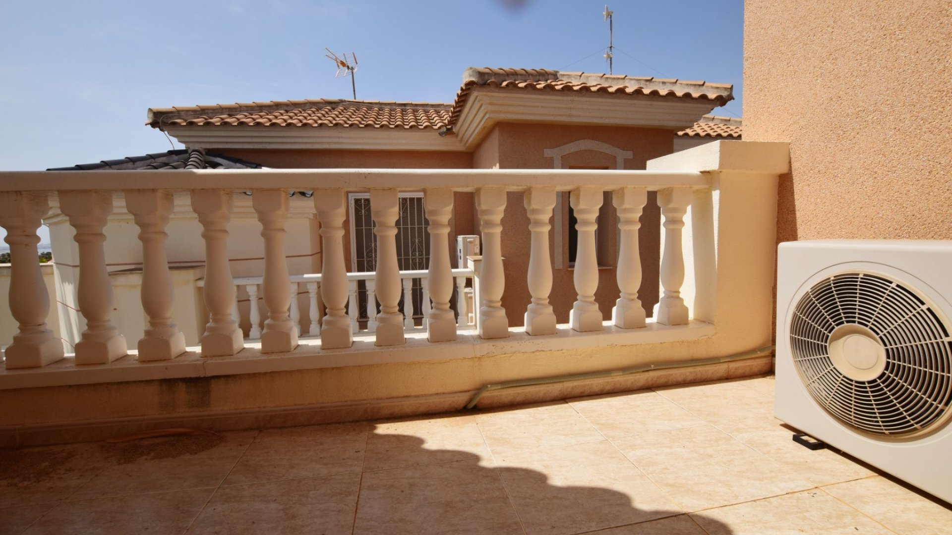 Resale - Townhouse -
Ciudad Quesada - La Fiesta