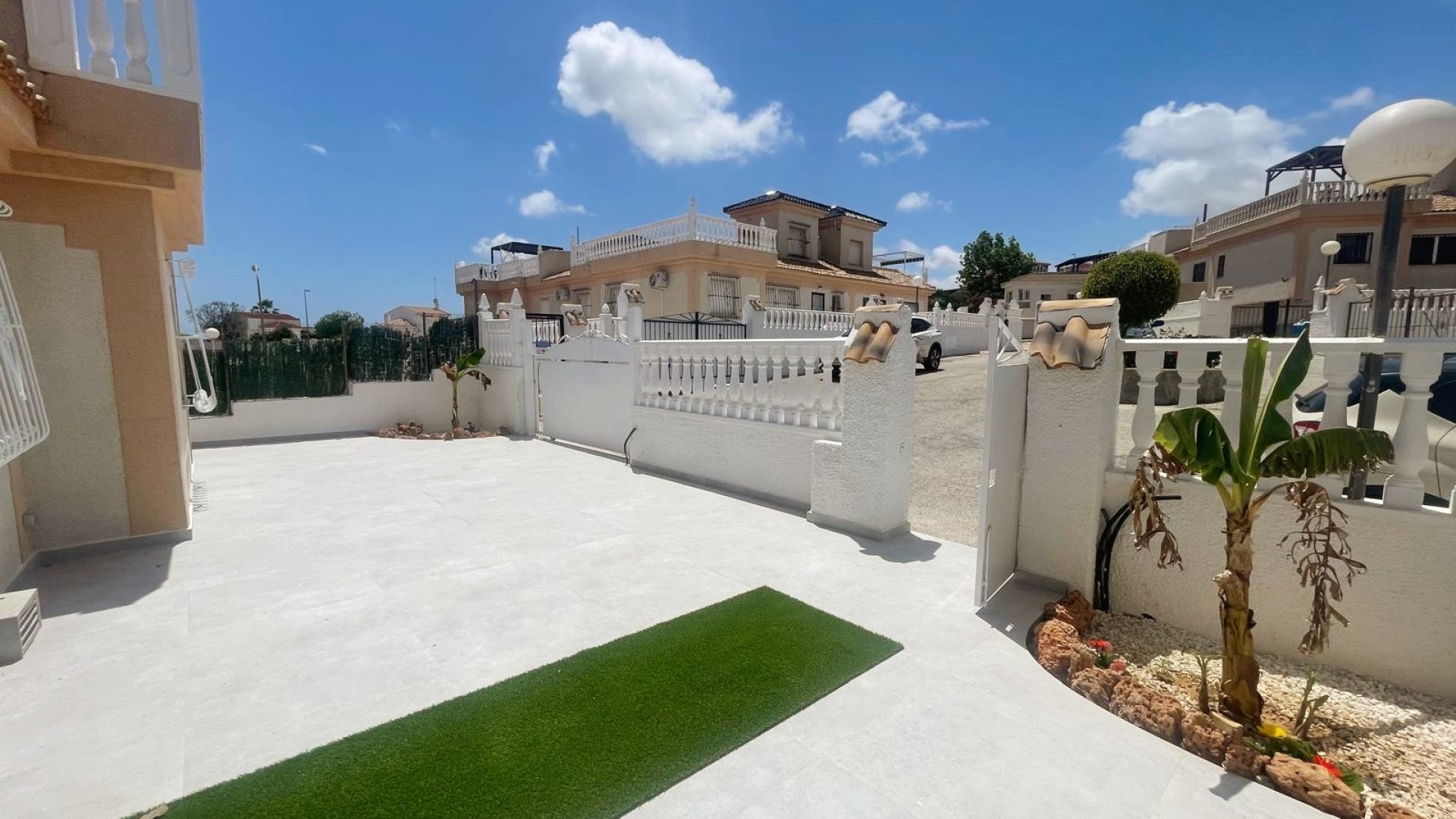 Resale - Townhouse -
Ciudad Quesada - La Marquesa Golf