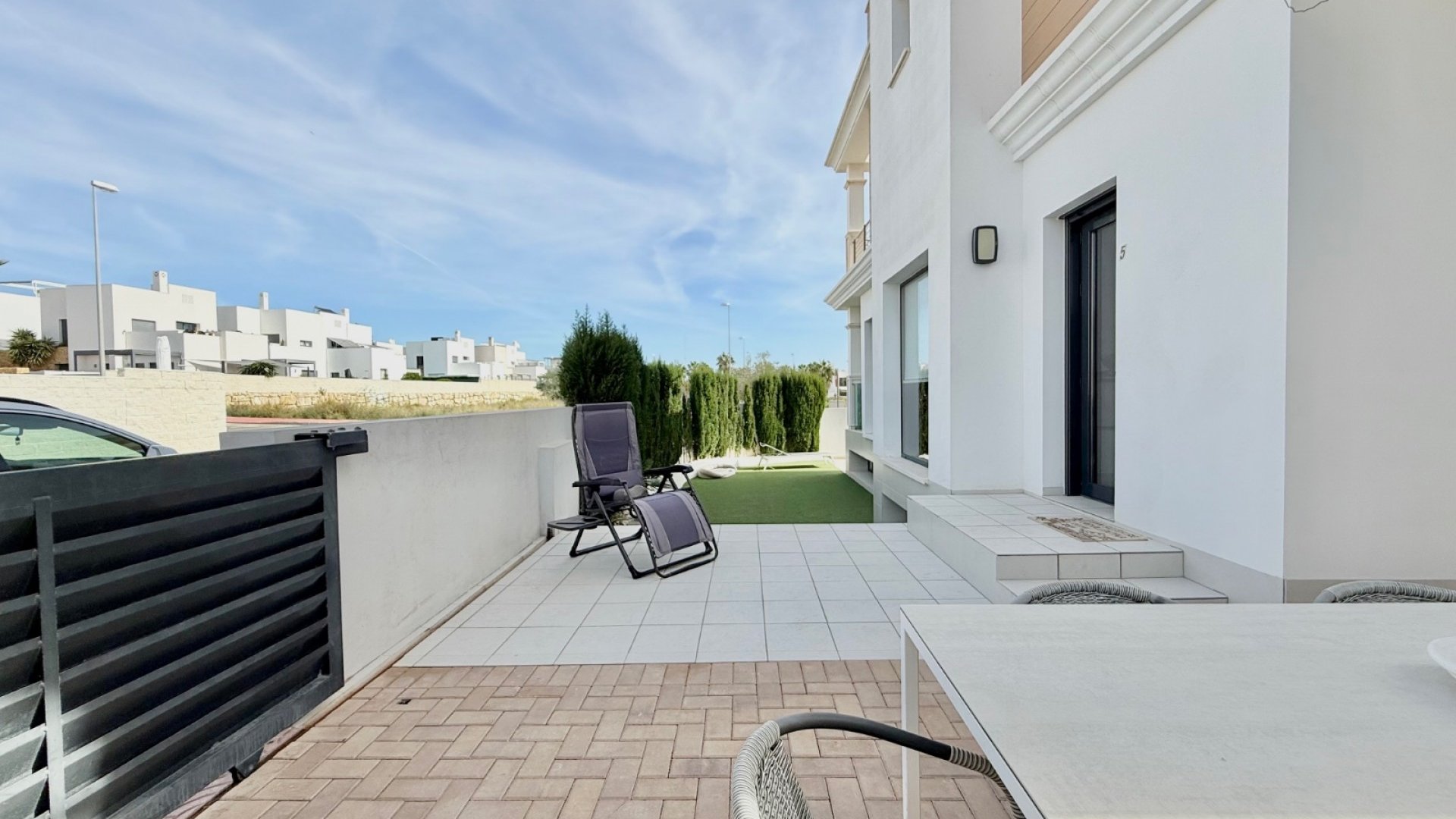 Resale - Townhouse -
Ciudad Quesada - Lo Marabú