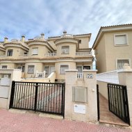 Resale - Townhouse -
Ciudad Quesada - Lo Marabú