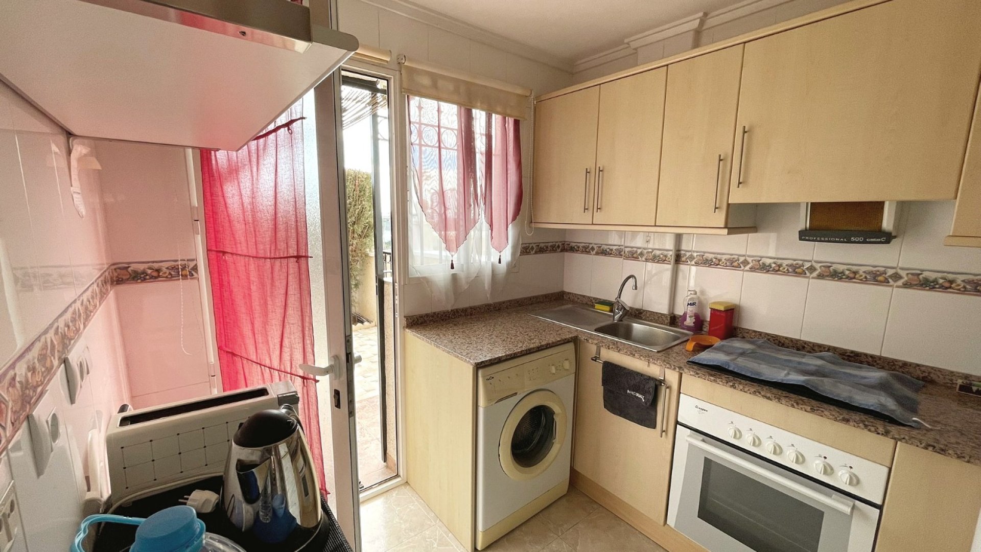 Resale - Townhouse -
Ciudad Quesada - Lo Marabú