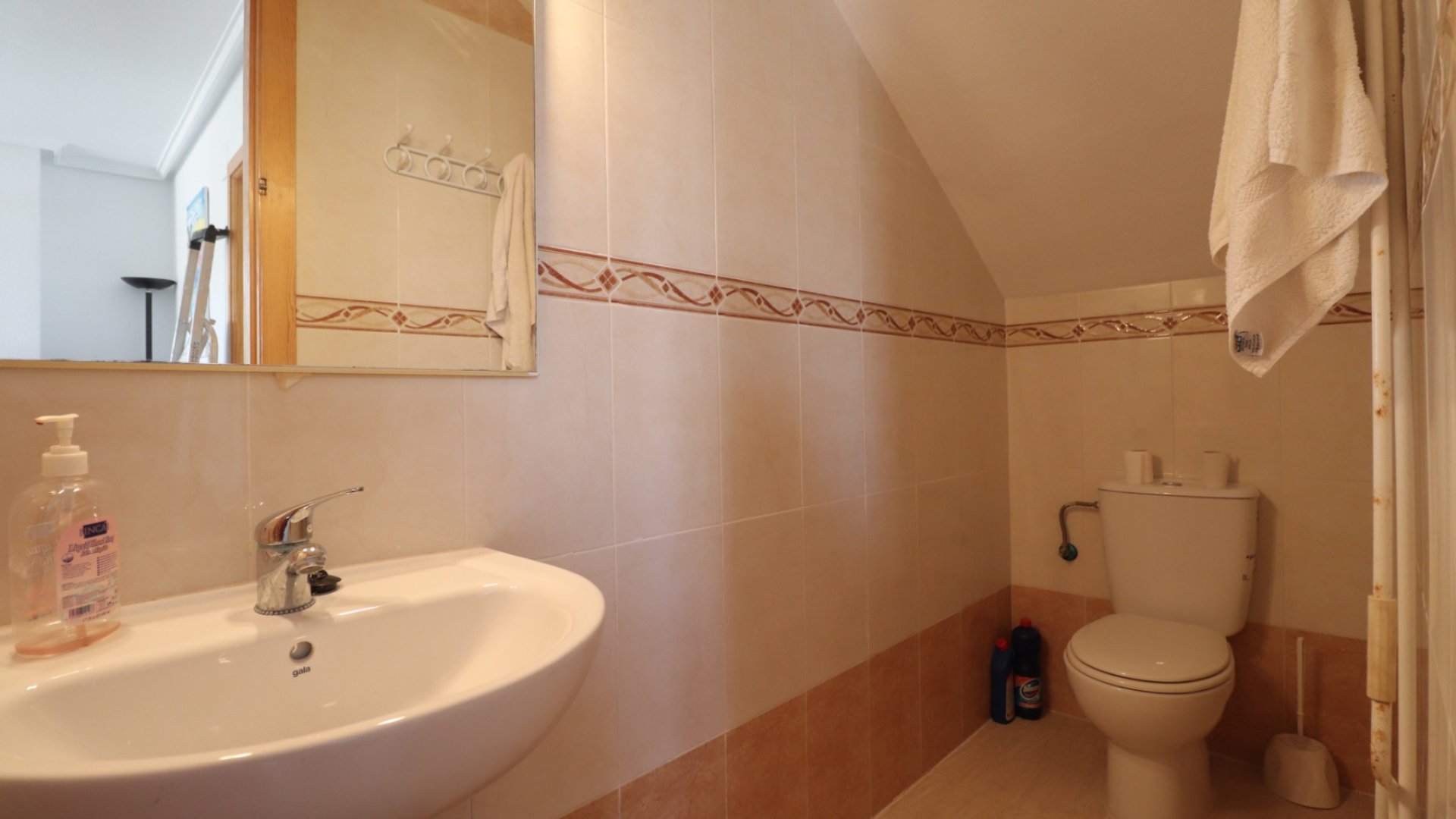 Resale - Townhouse -
Ciudad Quesada - Lo Marabú