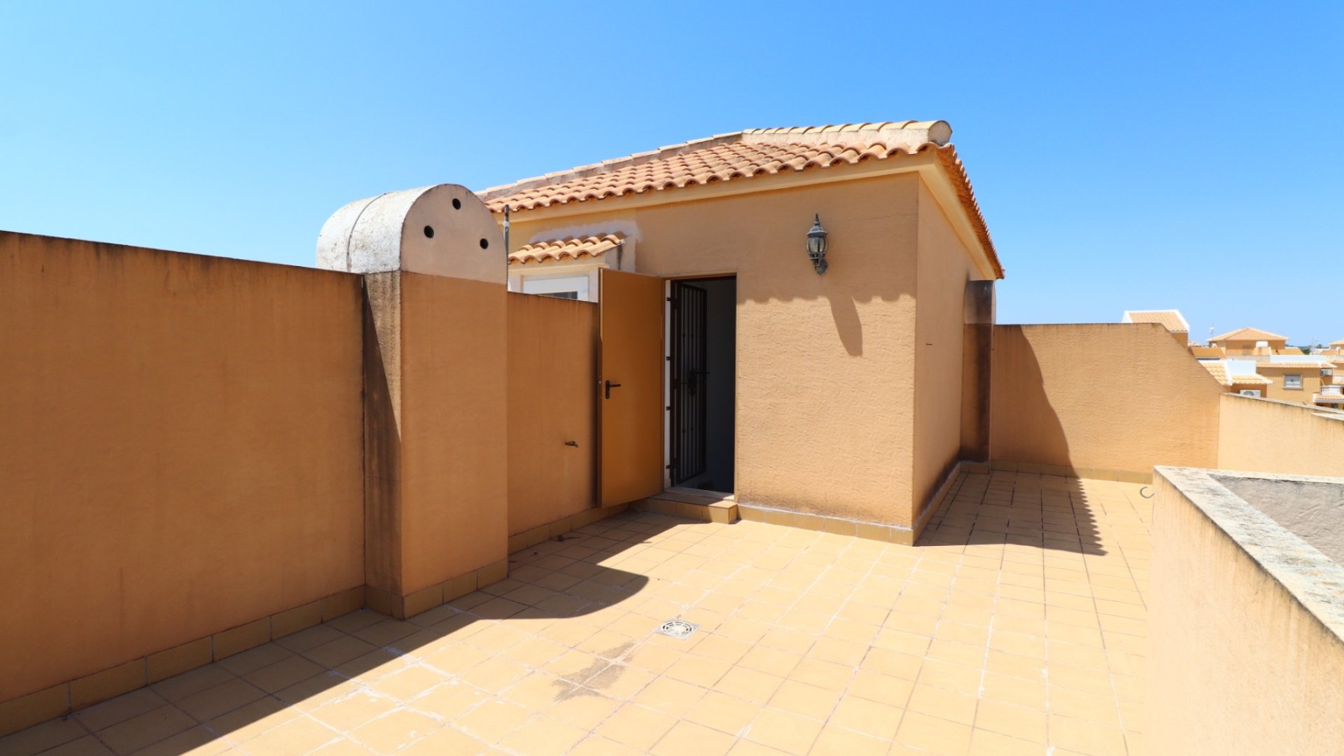 Resale - Townhouse -
Ciudad Quesada - Lo Marabú