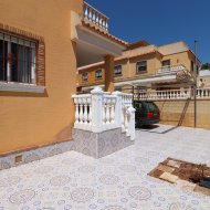 Resale - Townhouse -
Ciudad Quesada - Lo Marabú