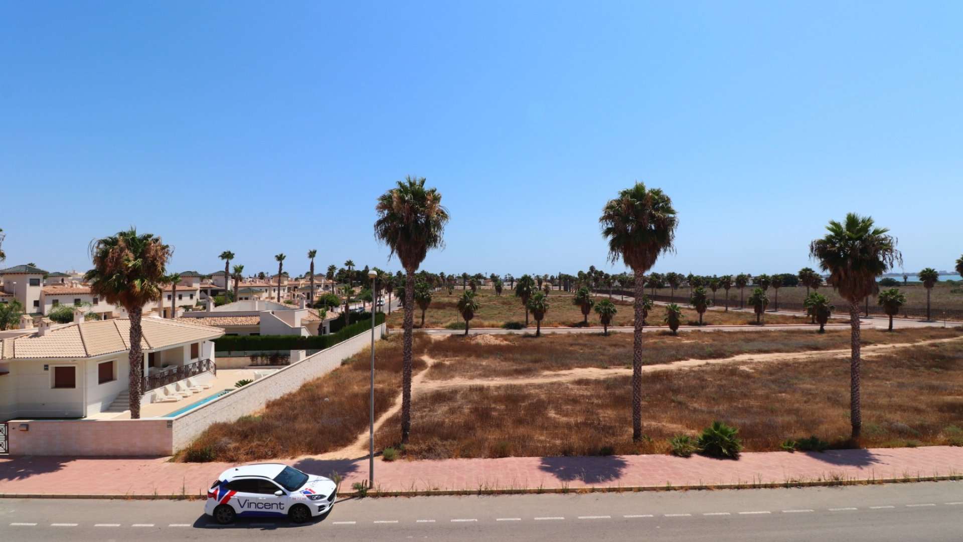 Resale - Townhouse -
Ciudad Quesada - Lo Marabú