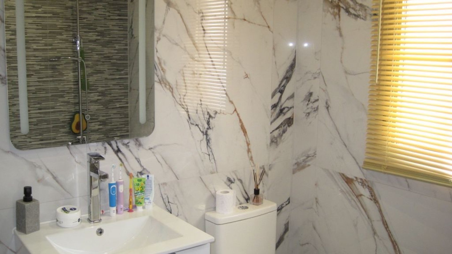Resale - Townhouse -
Ciudad Quesada - Town Center