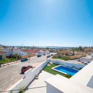 Resale - Townhouse -
Ciudad Quesada - town
