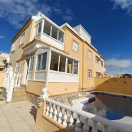 Resale - Townhouse -
Ciudad Quesada