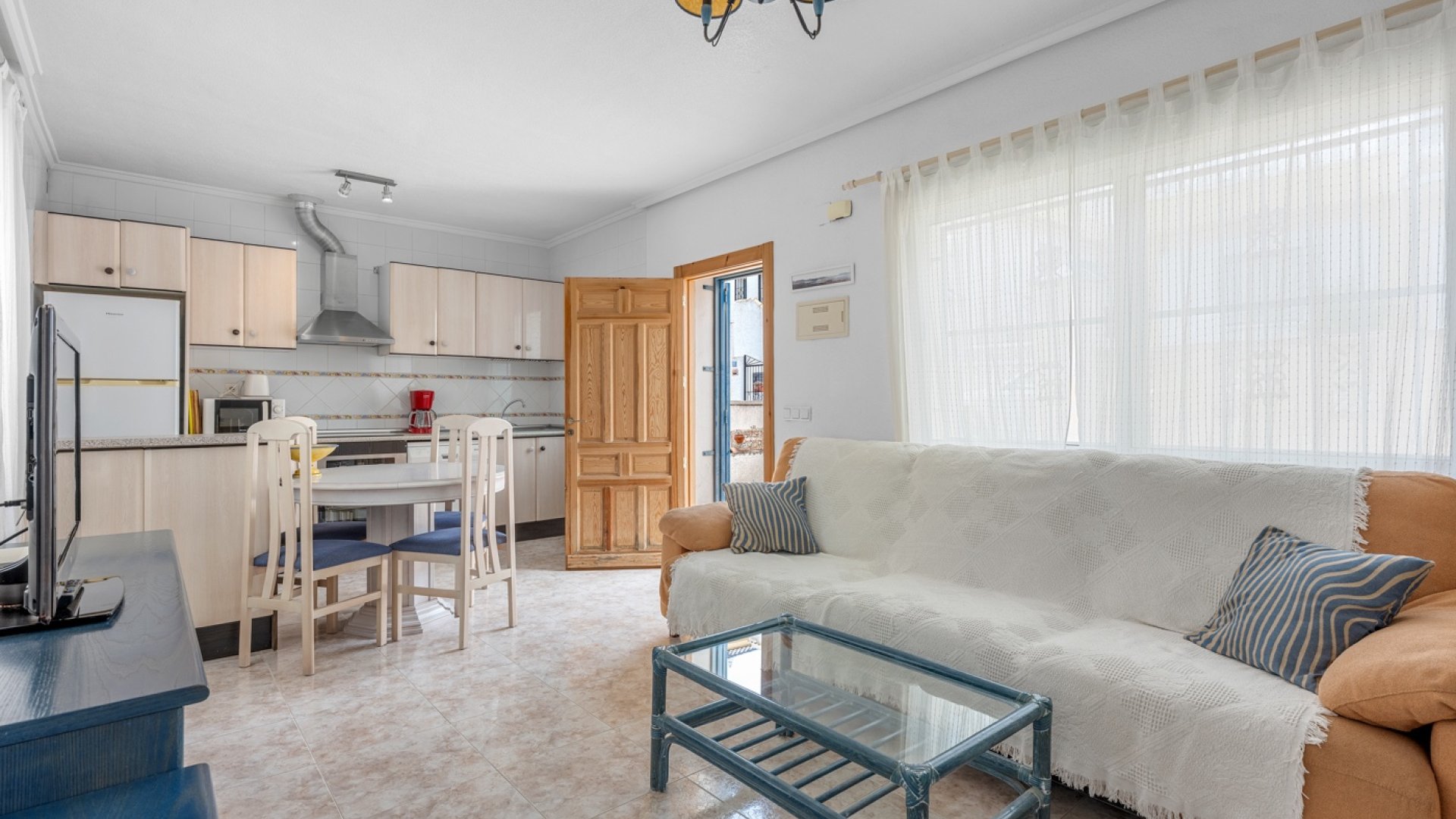Resale - Townhouse -
Ciudad Quesada