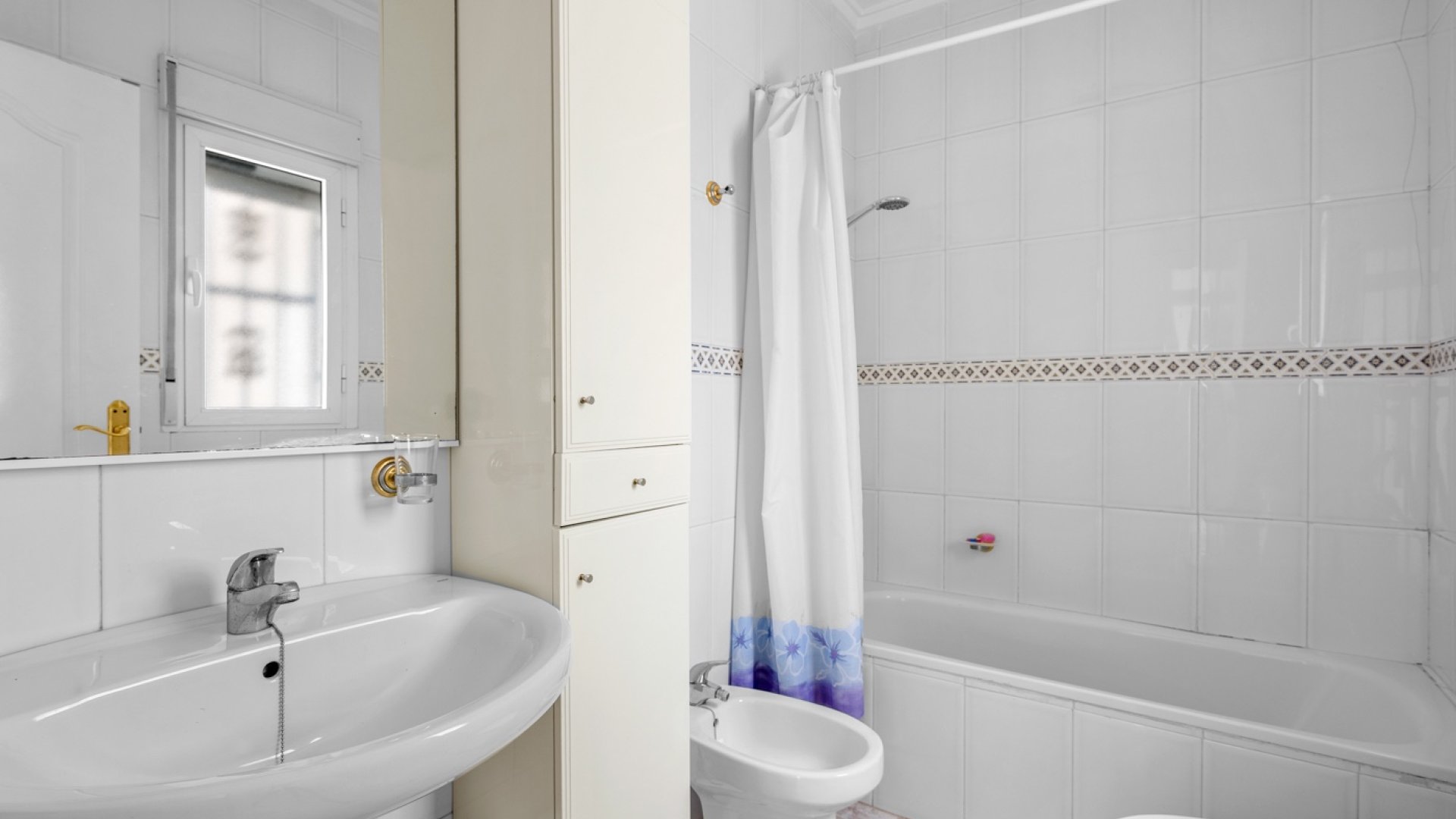 Resale - Townhouse -
Ciudad Quesada