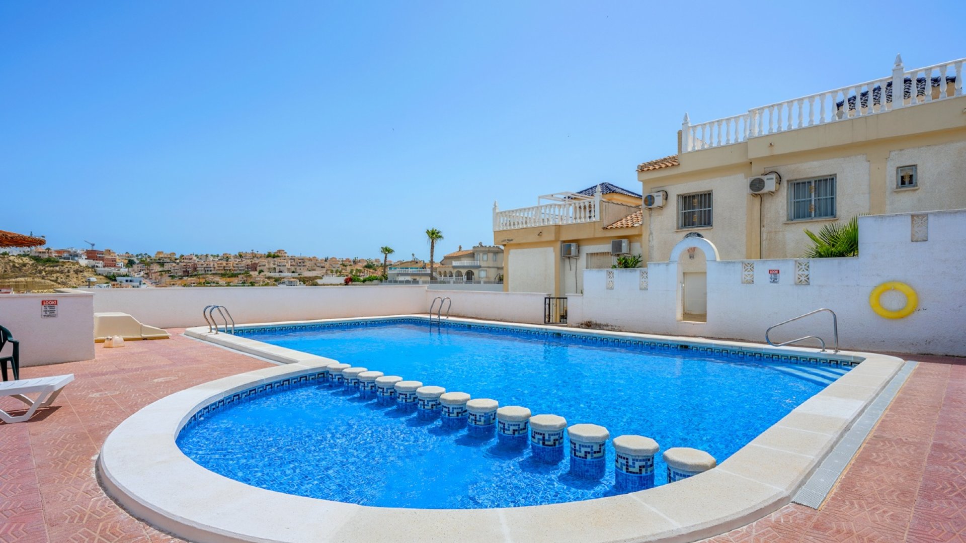 Resale - Townhouse -
Ciudad Quesada