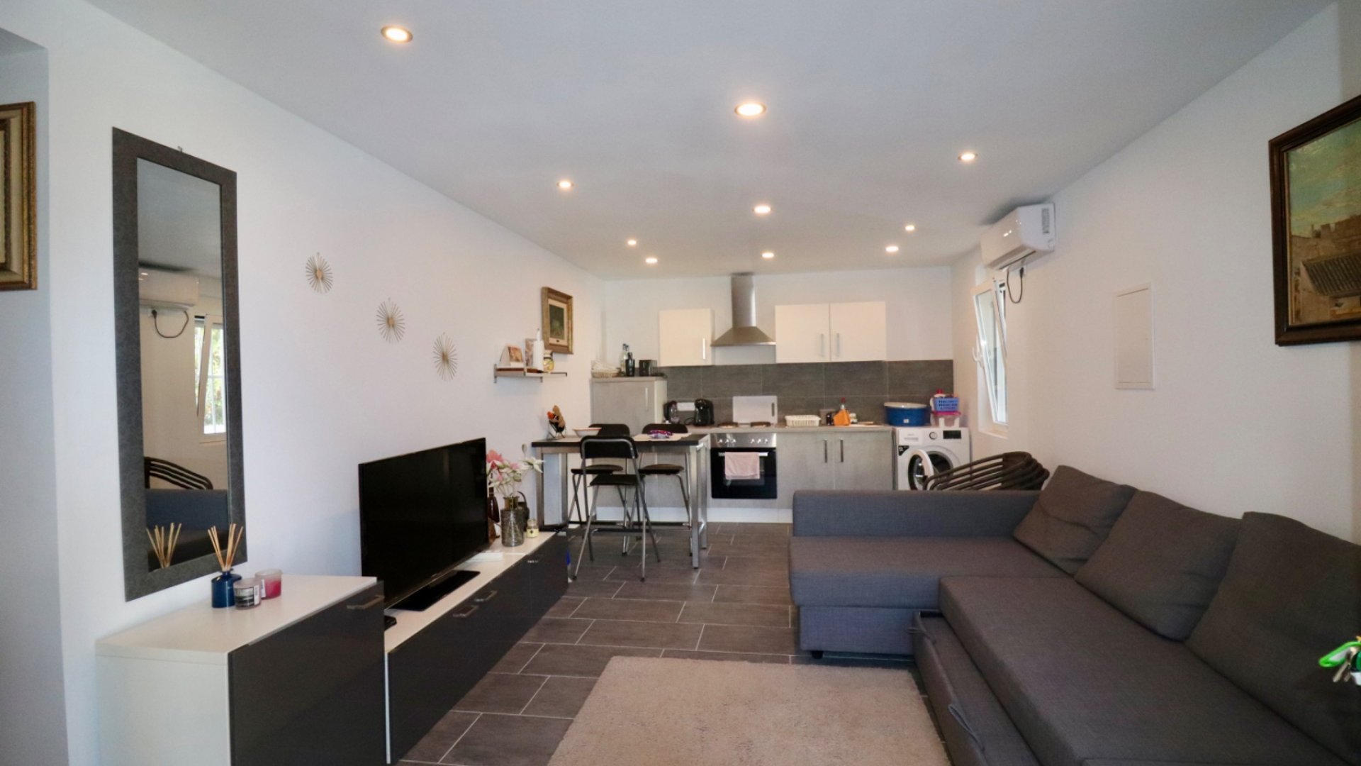 Resale - Townhouse -
Ciudad Quesada