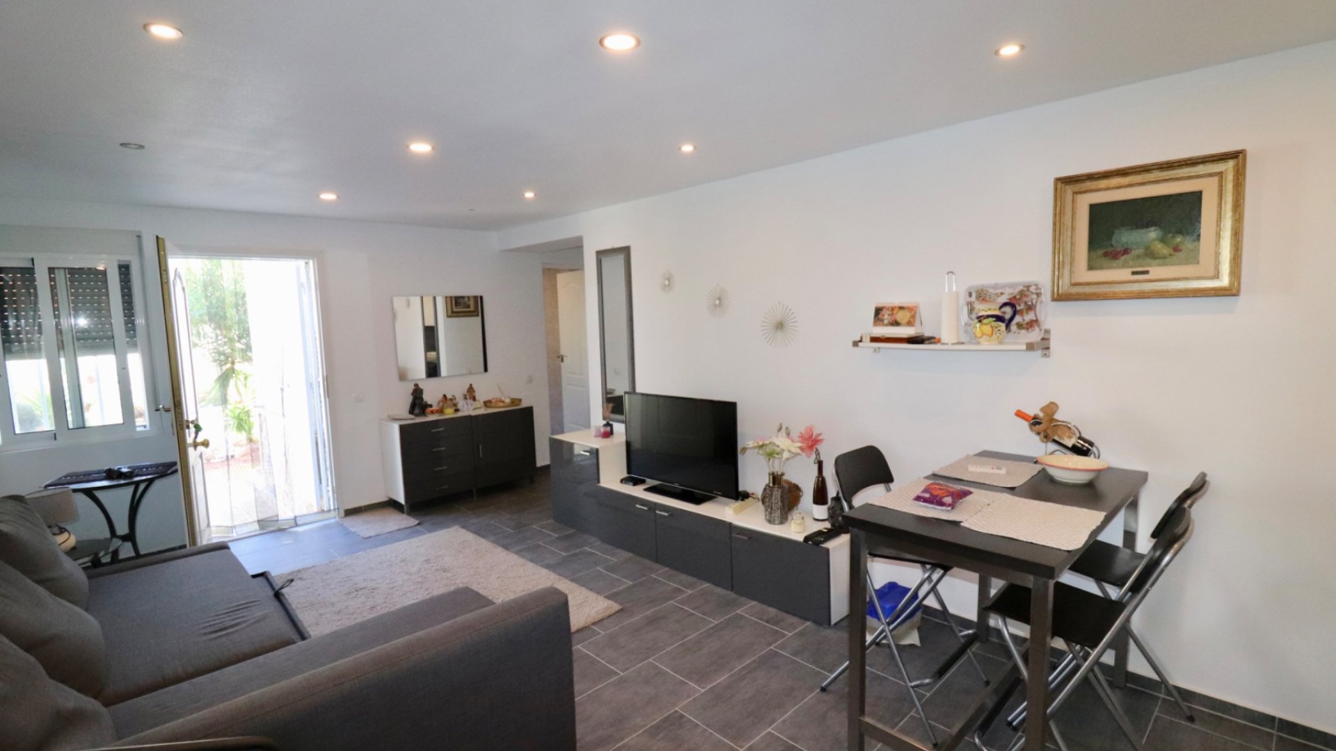 Resale - Townhouse -
Ciudad Quesada