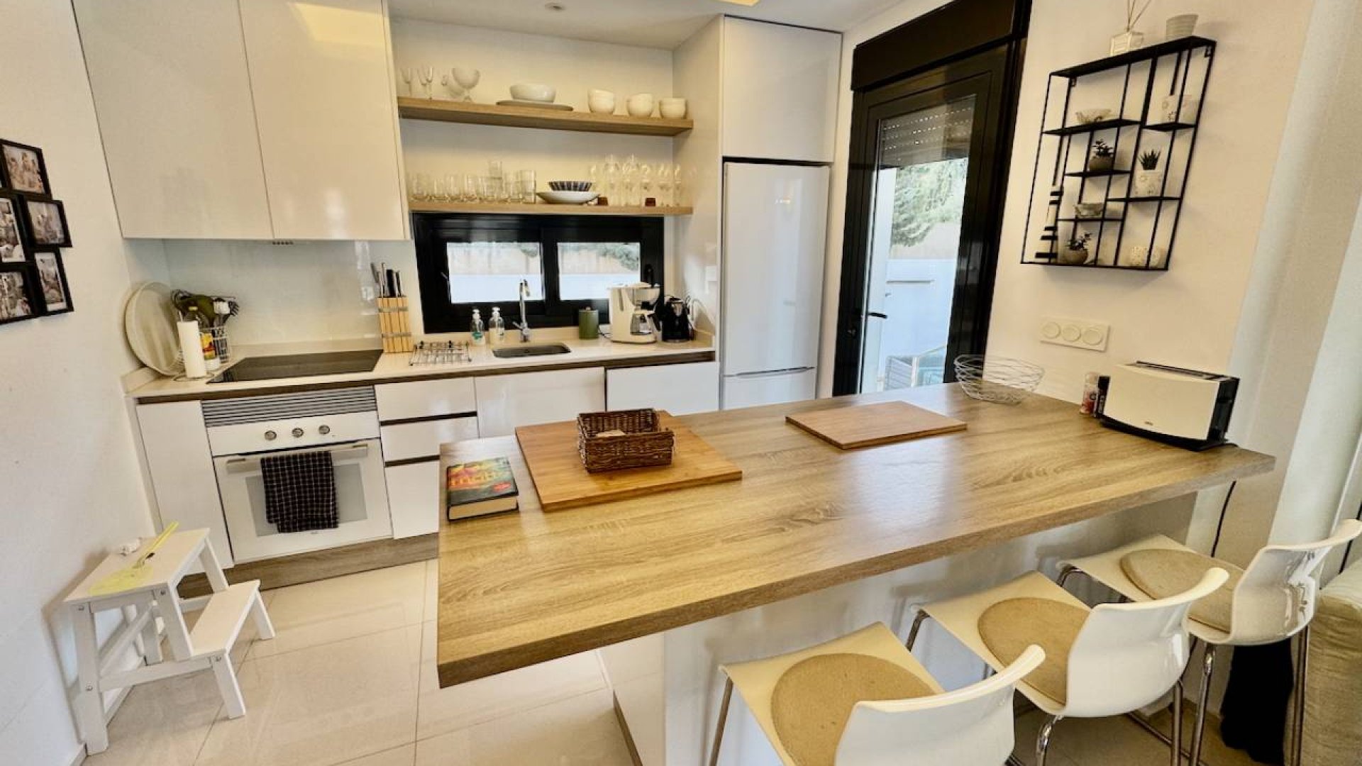 Resale - Townhouse -
Ciudad Quesada