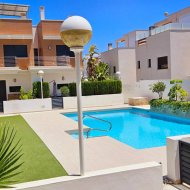 Resale - Townhouse -
Ciudad Quesada