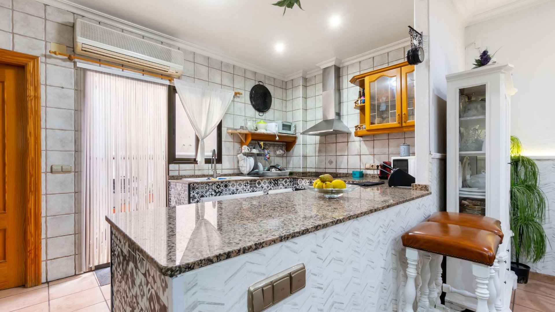 Resale - Townhouse -
Ciudad Quesada