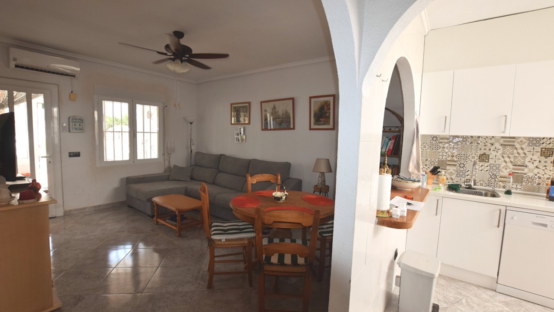 Resale - Townhouse -
Ciudad Quesada