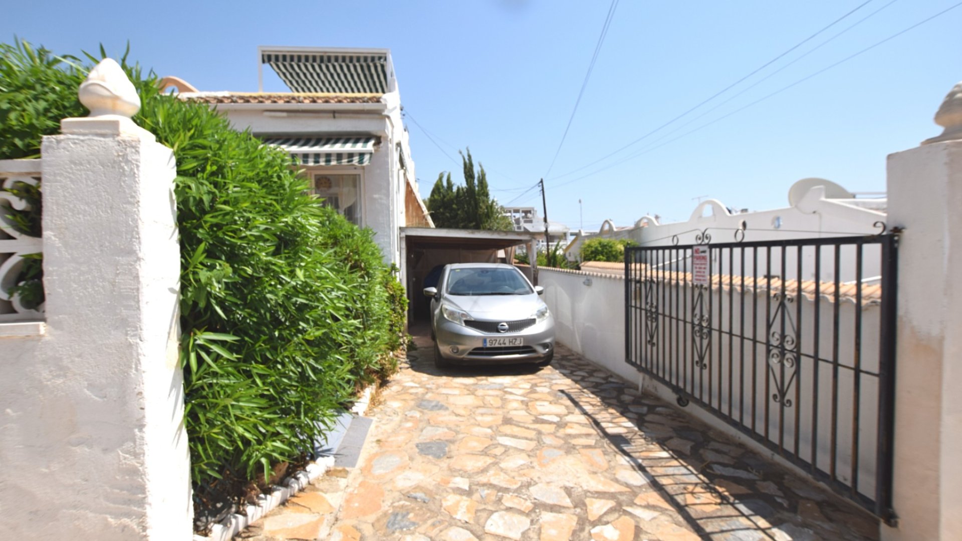 Resale - Townhouse -
Ciudad Quesada