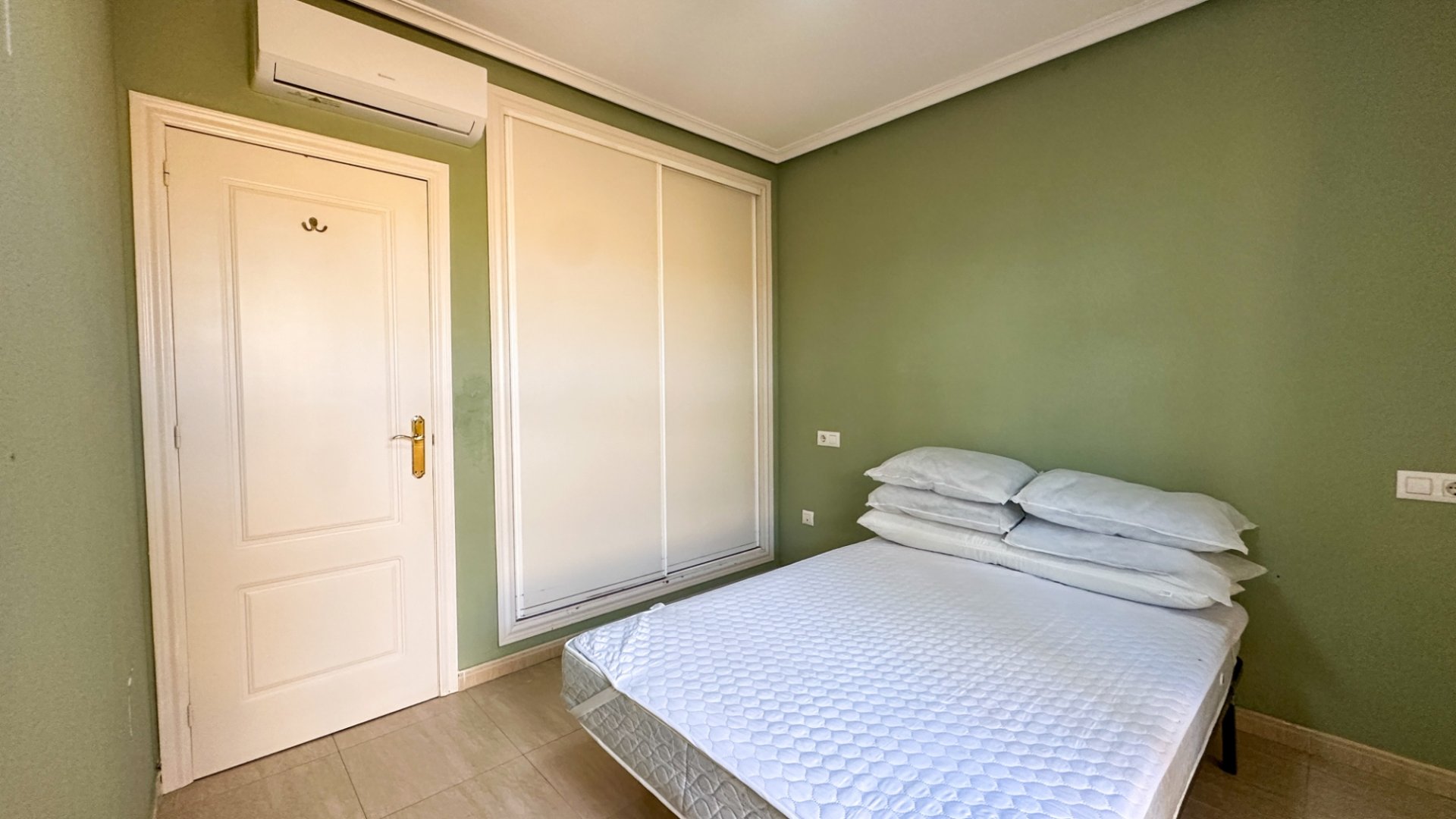 Resale - Townhouse -
Daya Nueva - Costa Blanca Sur