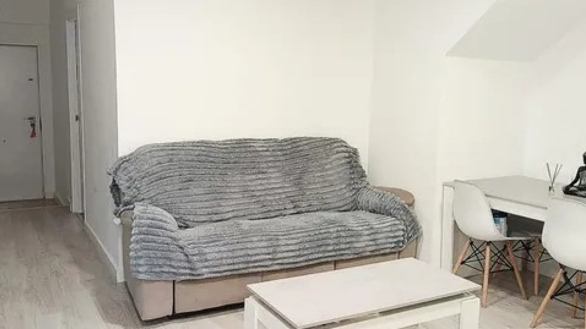 Resale - Townhouse -
Elda