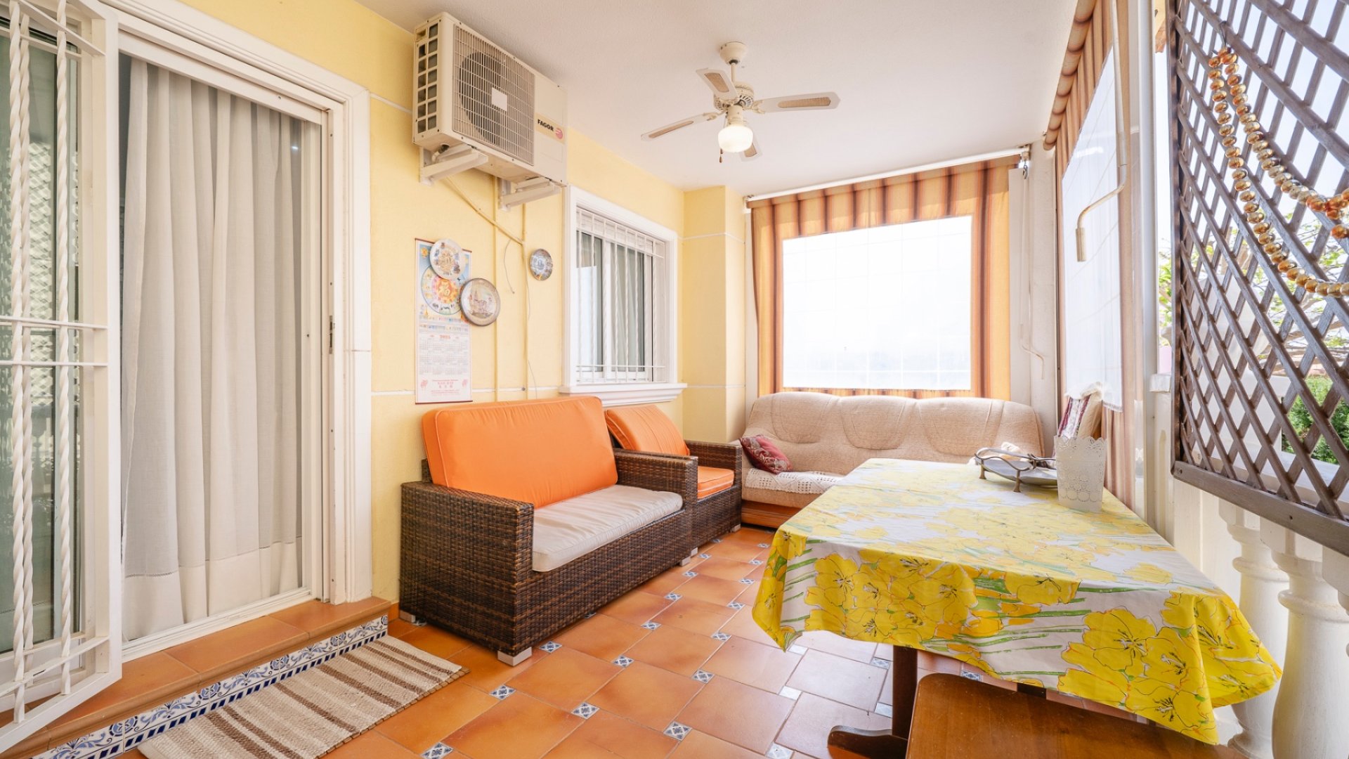 Resale - Townhouse -
Guardamar del Segura - El Moncayo