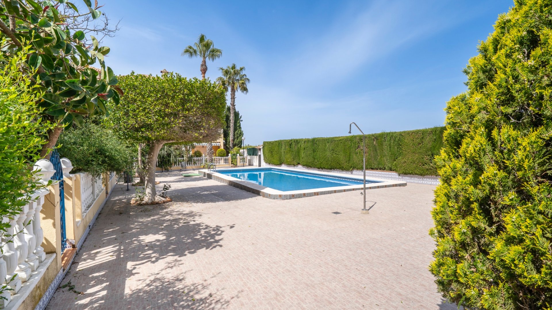 Resale - Townhouse -
Guardamar del Segura - El Moncayo