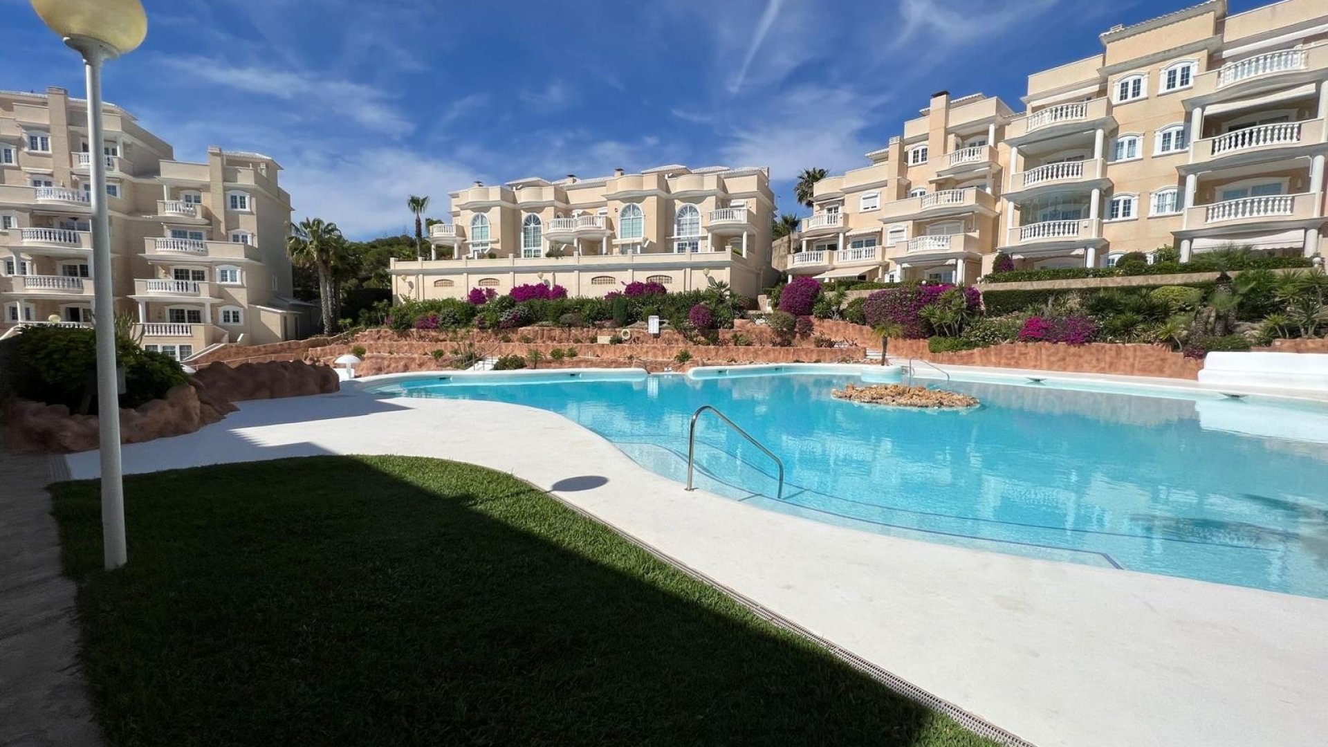 Resale - Townhouse -
Guardamar del Segura - El Moncayo