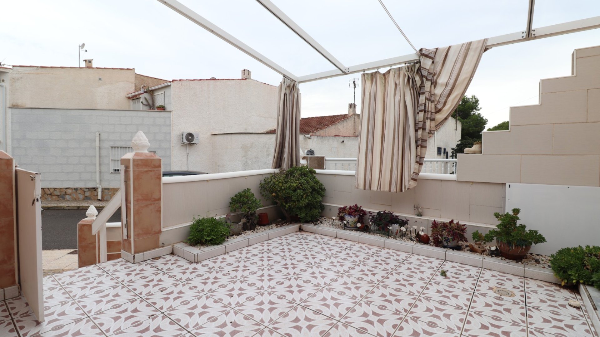 Resale - Townhouse -
Guardamar del Segura - El Moncayo