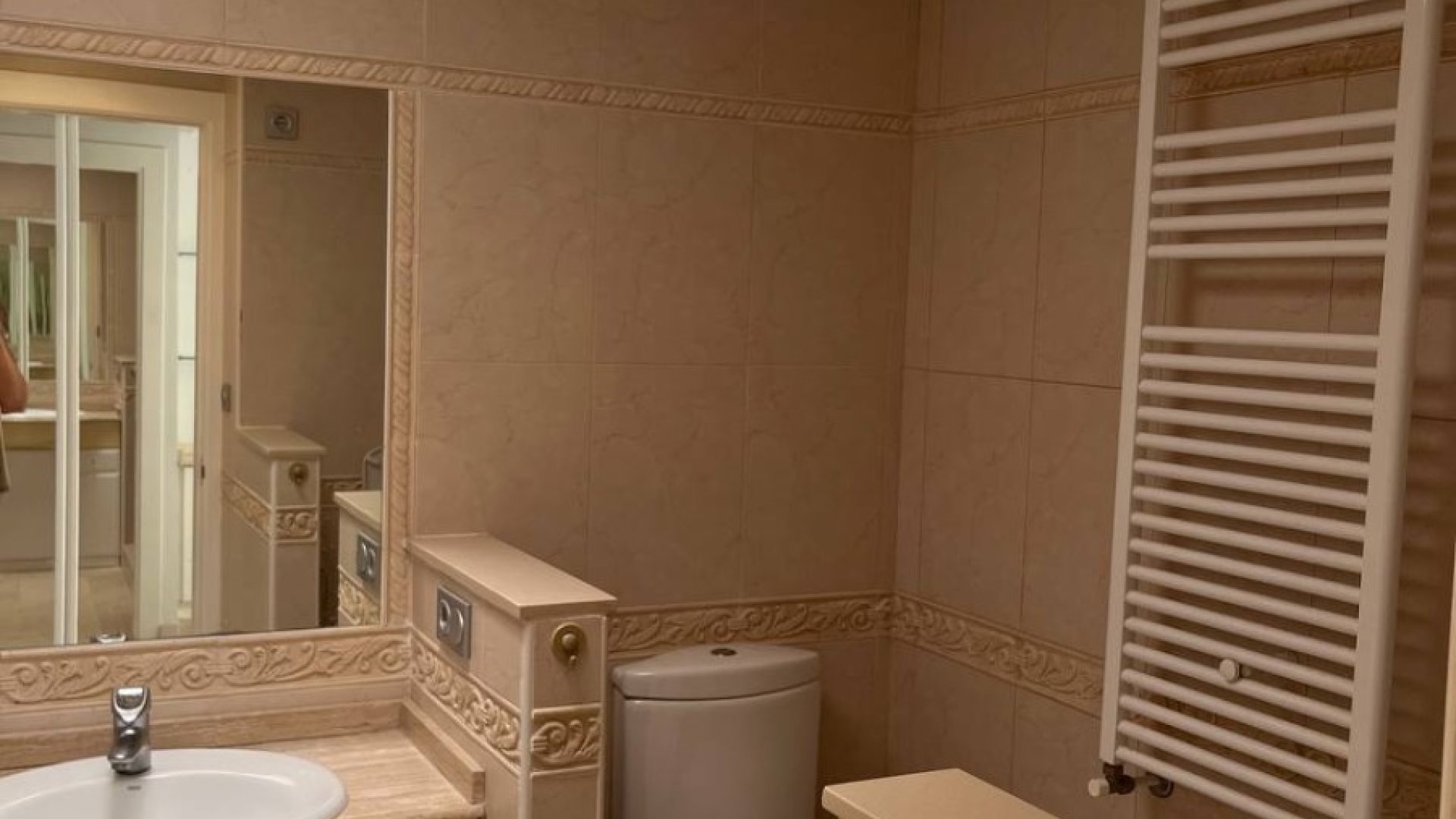 Resale - Townhouse -
Guardamar del Segura - El Raso