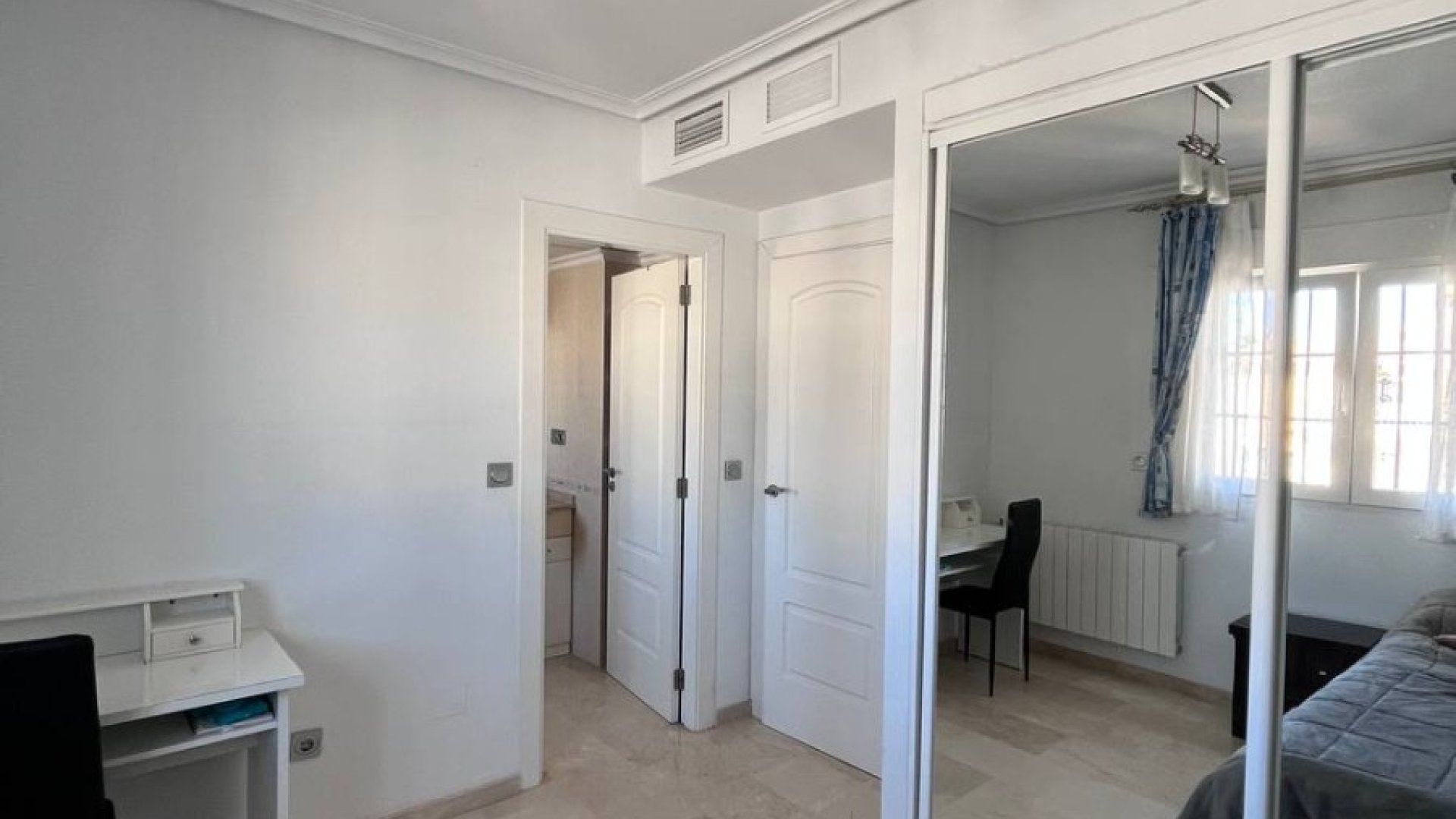 Resale - Townhouse -
Guardamar del Segura - El Raso