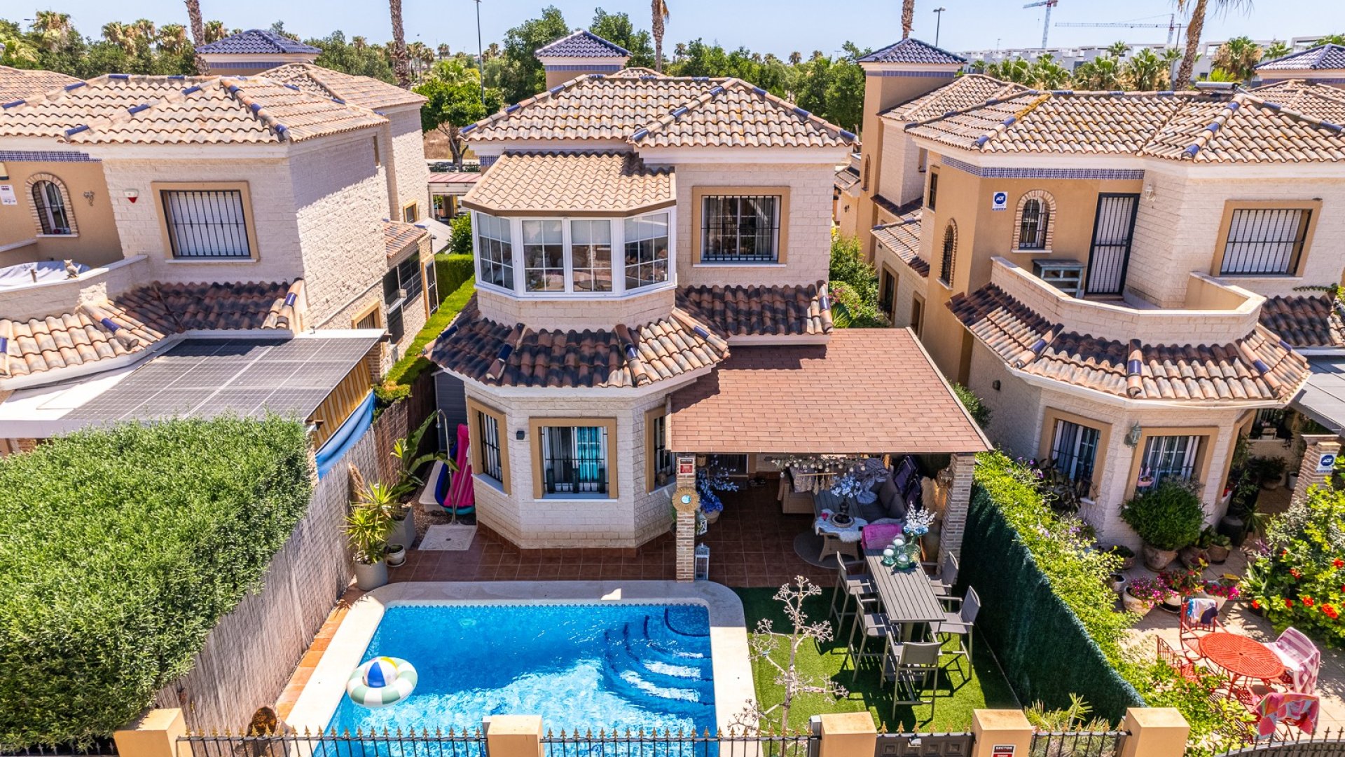 Resale - Townhouse -
Guardamar del Segura - El Raso