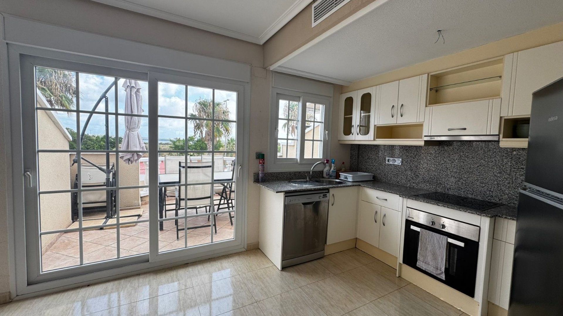 Resale - Townhouse -
Guardamar del Segura - El Raso