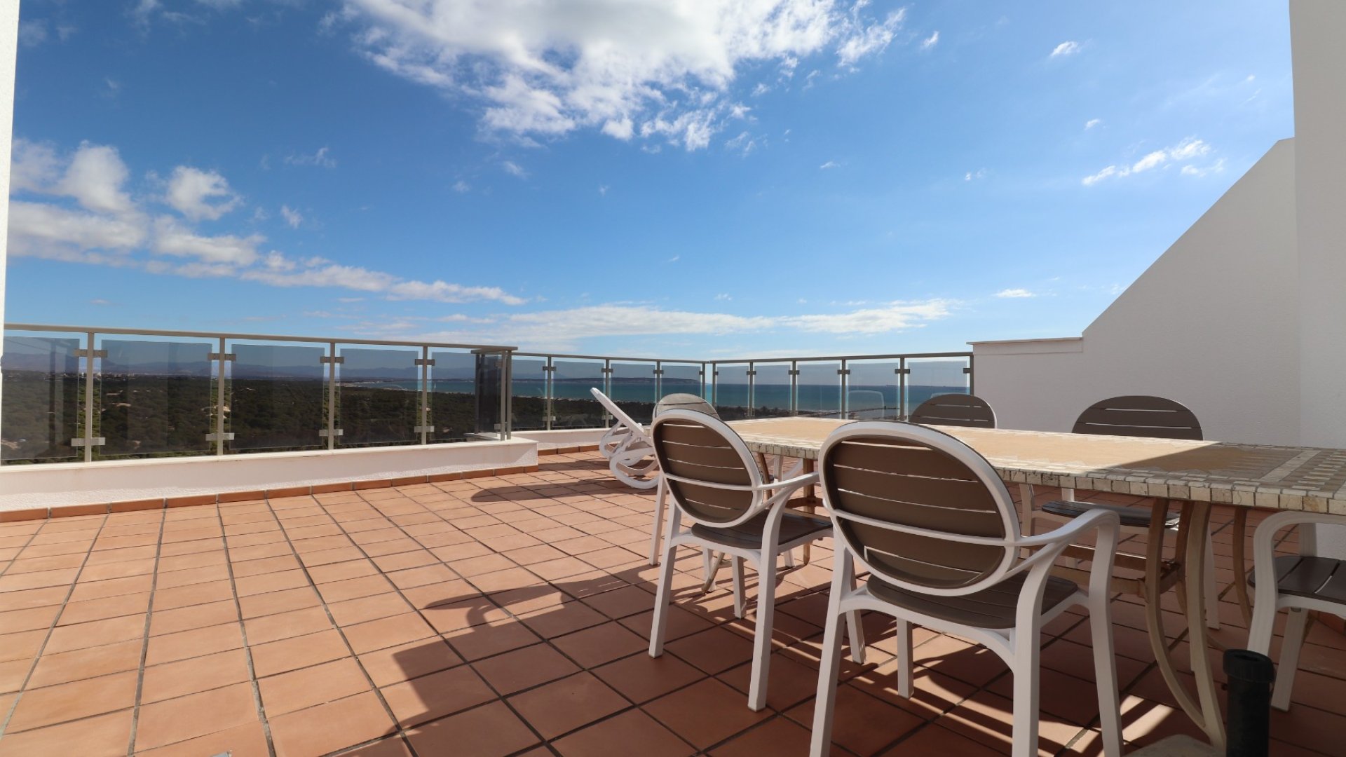 Resale - Townhouse -
Guardamar del Segura - Guardamar del Segura - Town