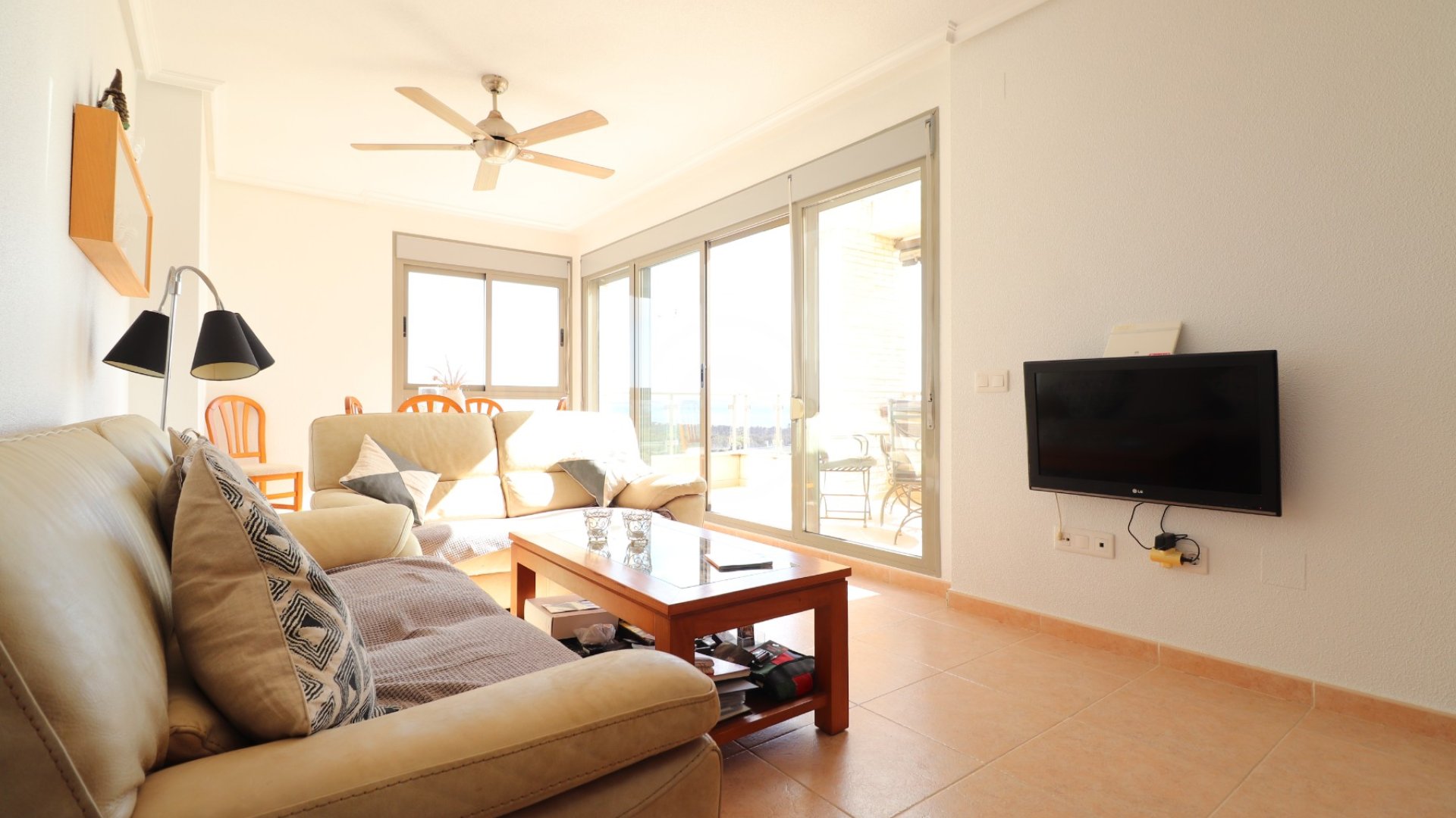 Resale - Townhouse -
Guardamar del Segura - Guardamar del Segura - Town